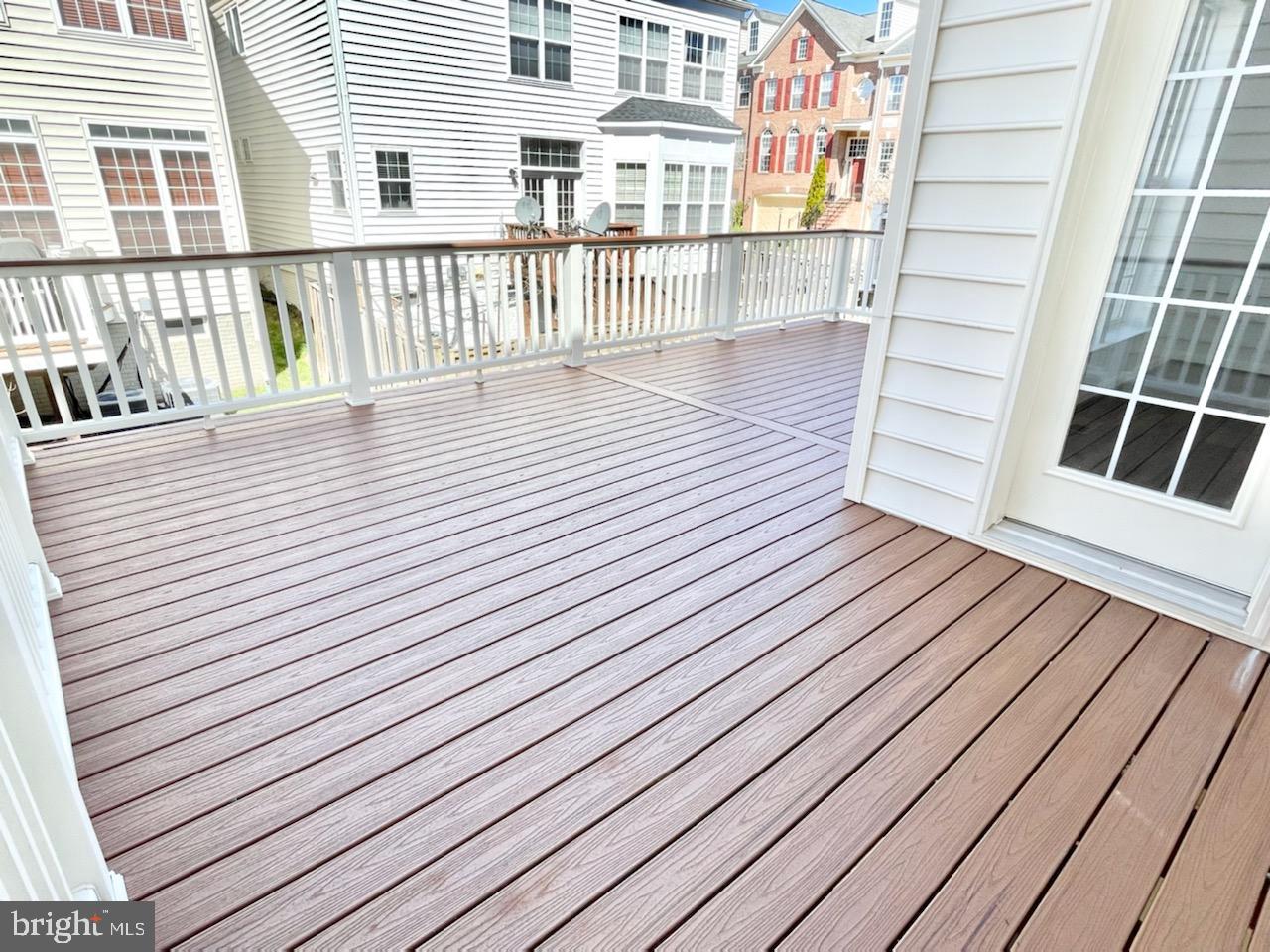 GREAT OAK - Residential Lease