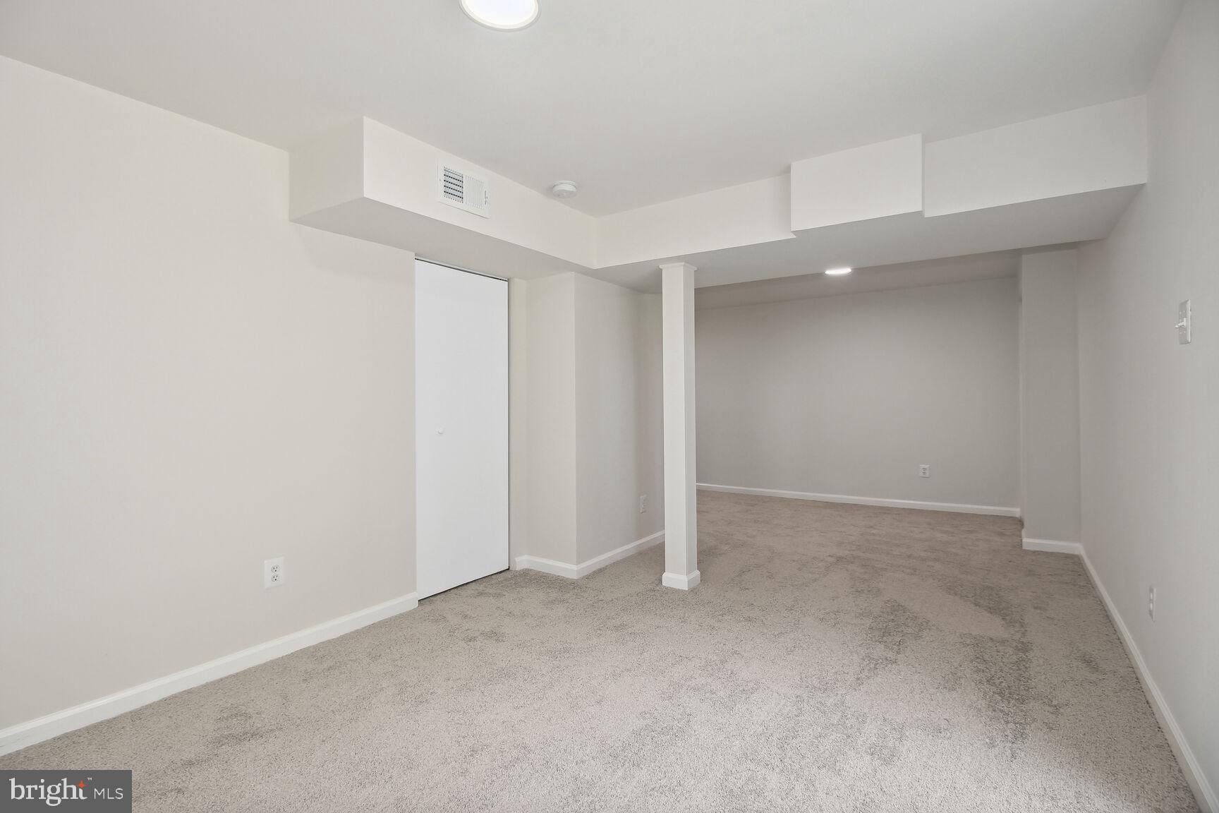 RANDALLSTOWN - Residential