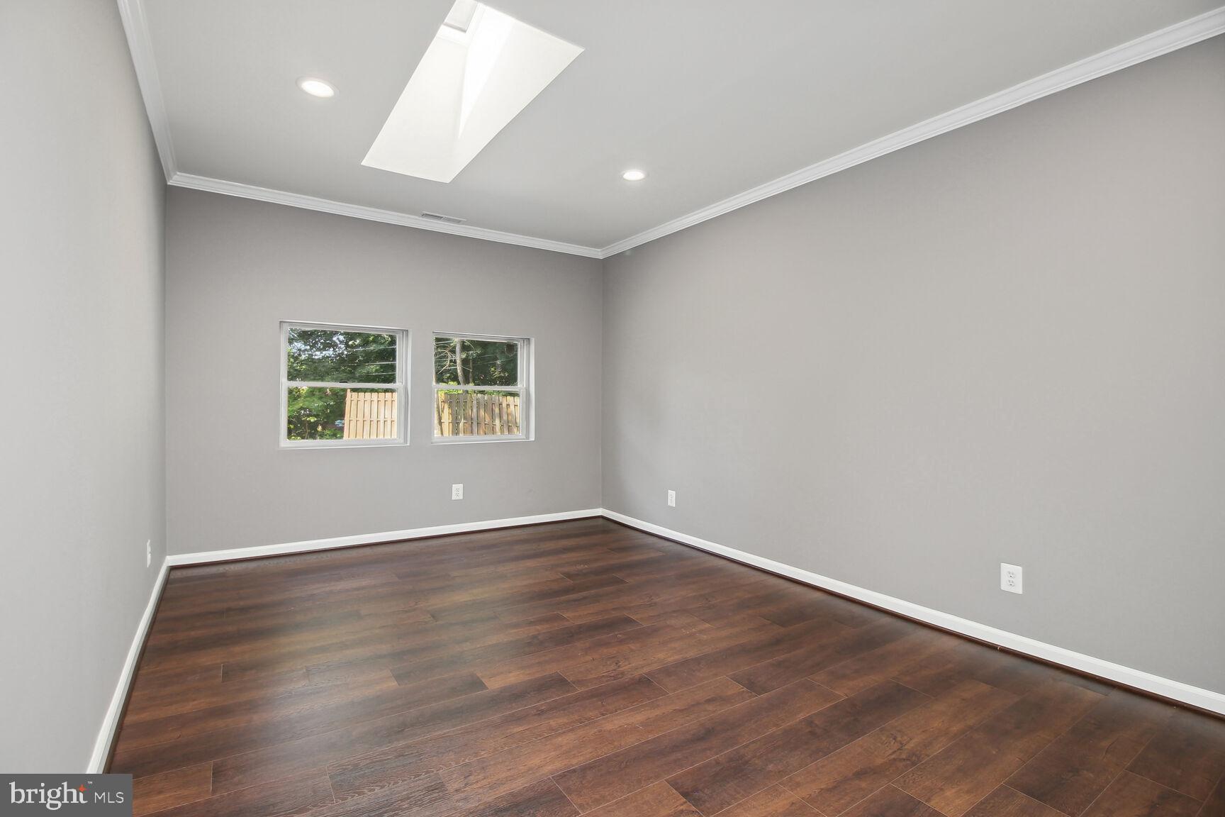 RANDALLSTOWN - Residential