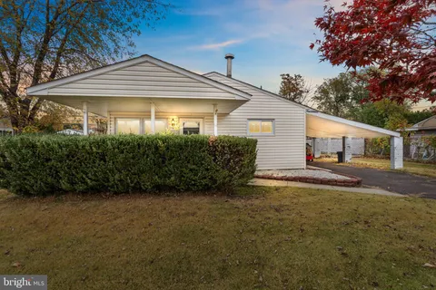 14 Dewberry Lane, Levittown, PA MLS: PABU2108872