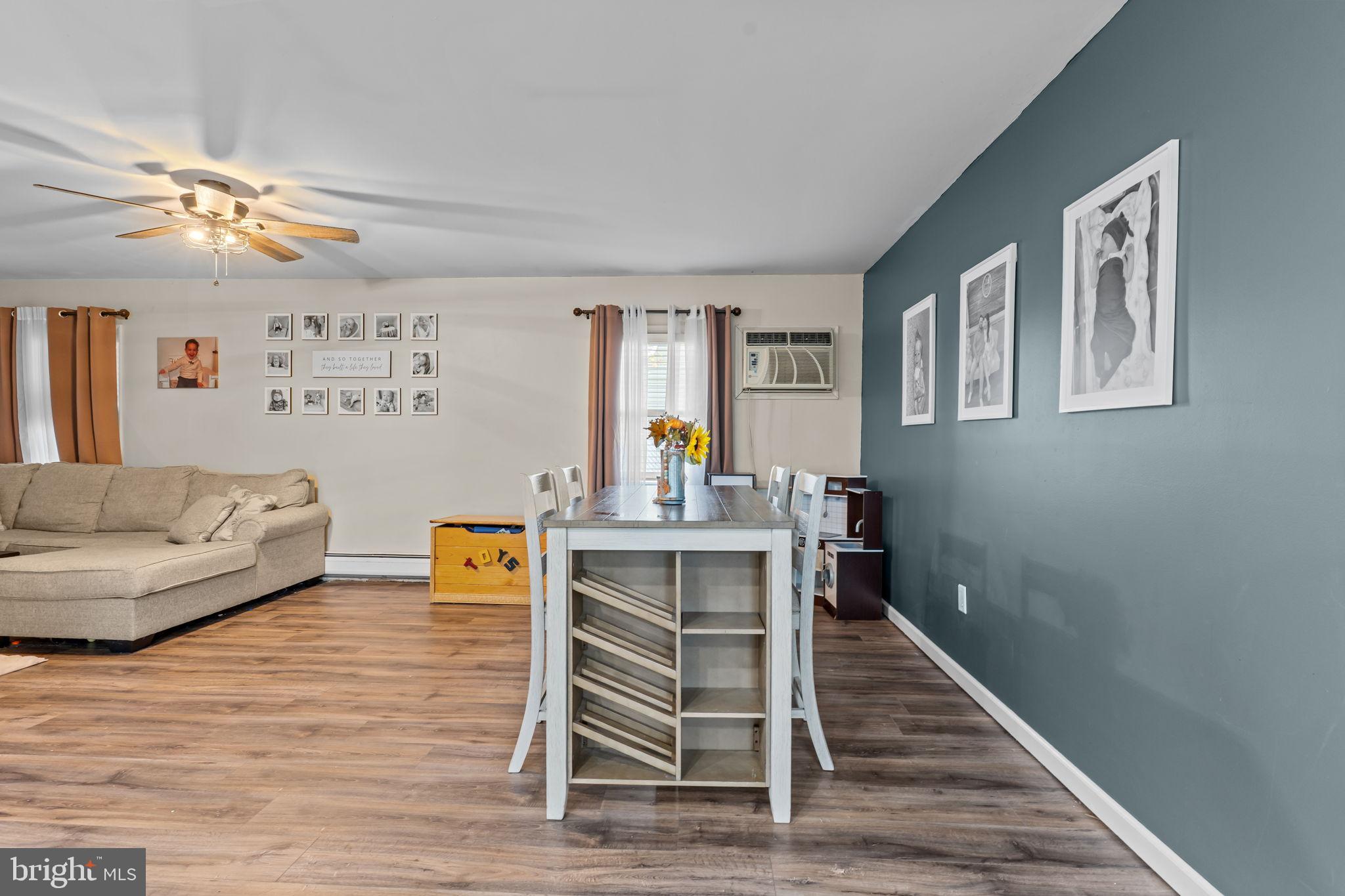 DOGWOOD HOLLOW - Residential