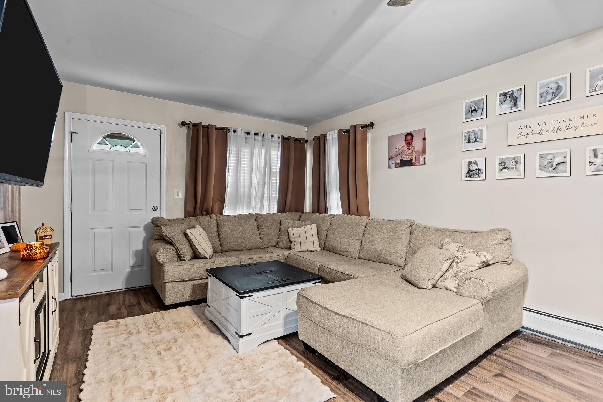 DOGWOOD HOLLOW - Residential