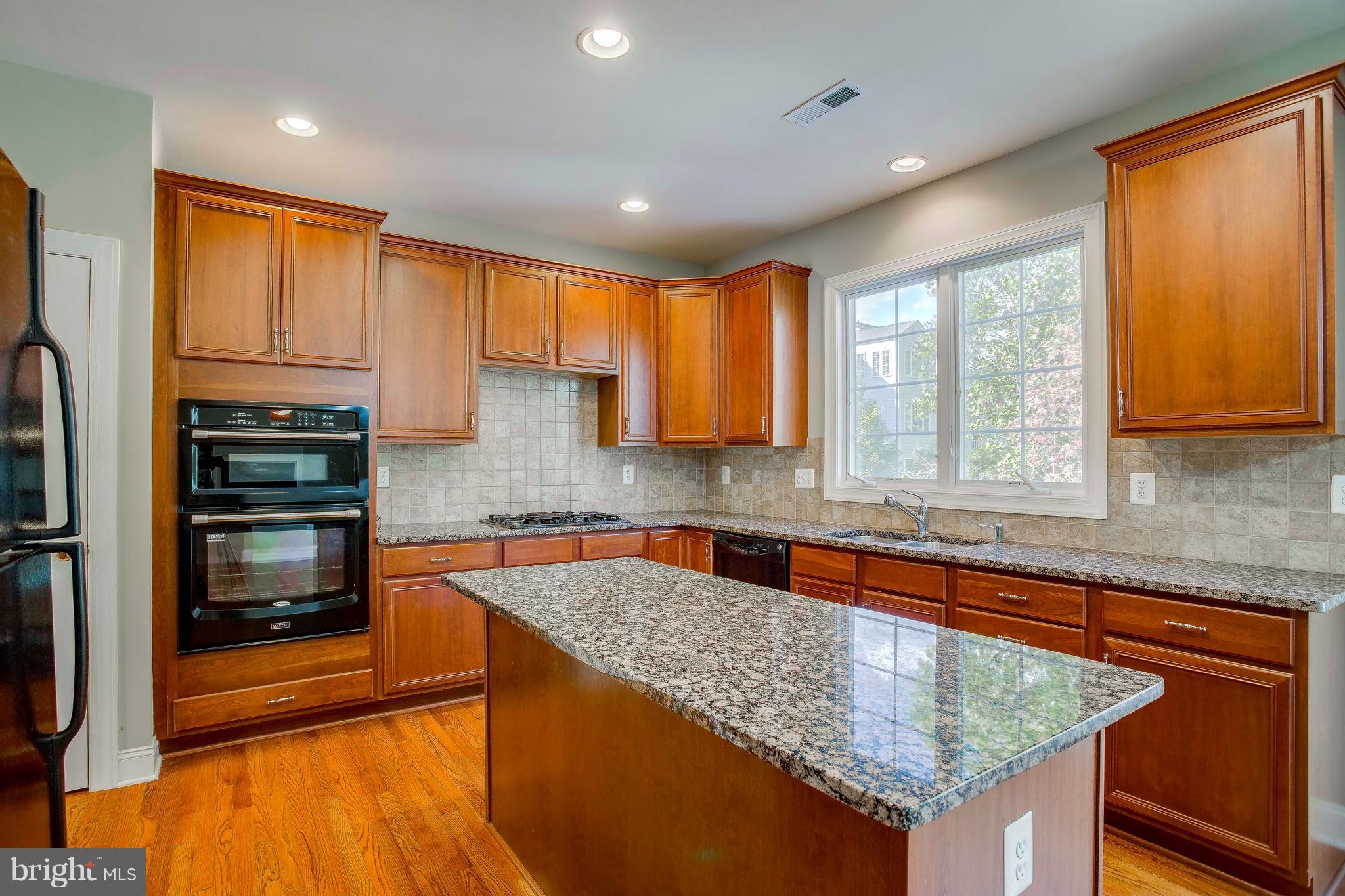 THE ENCLAVE AT ARUNDEL PRESERVE - Residential