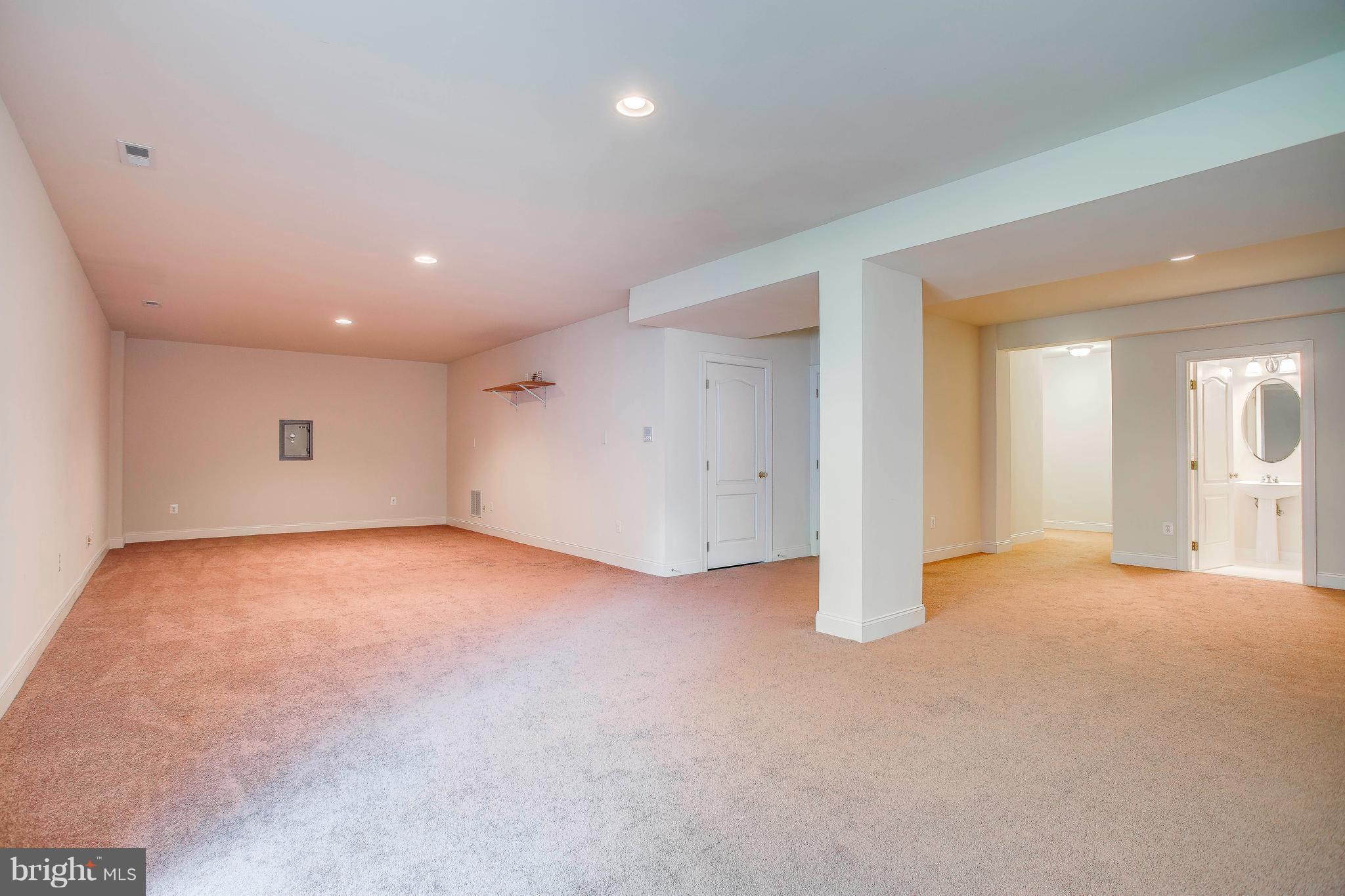 THE ENCLAVE AT ARUNDEL PRESERVE - Residential