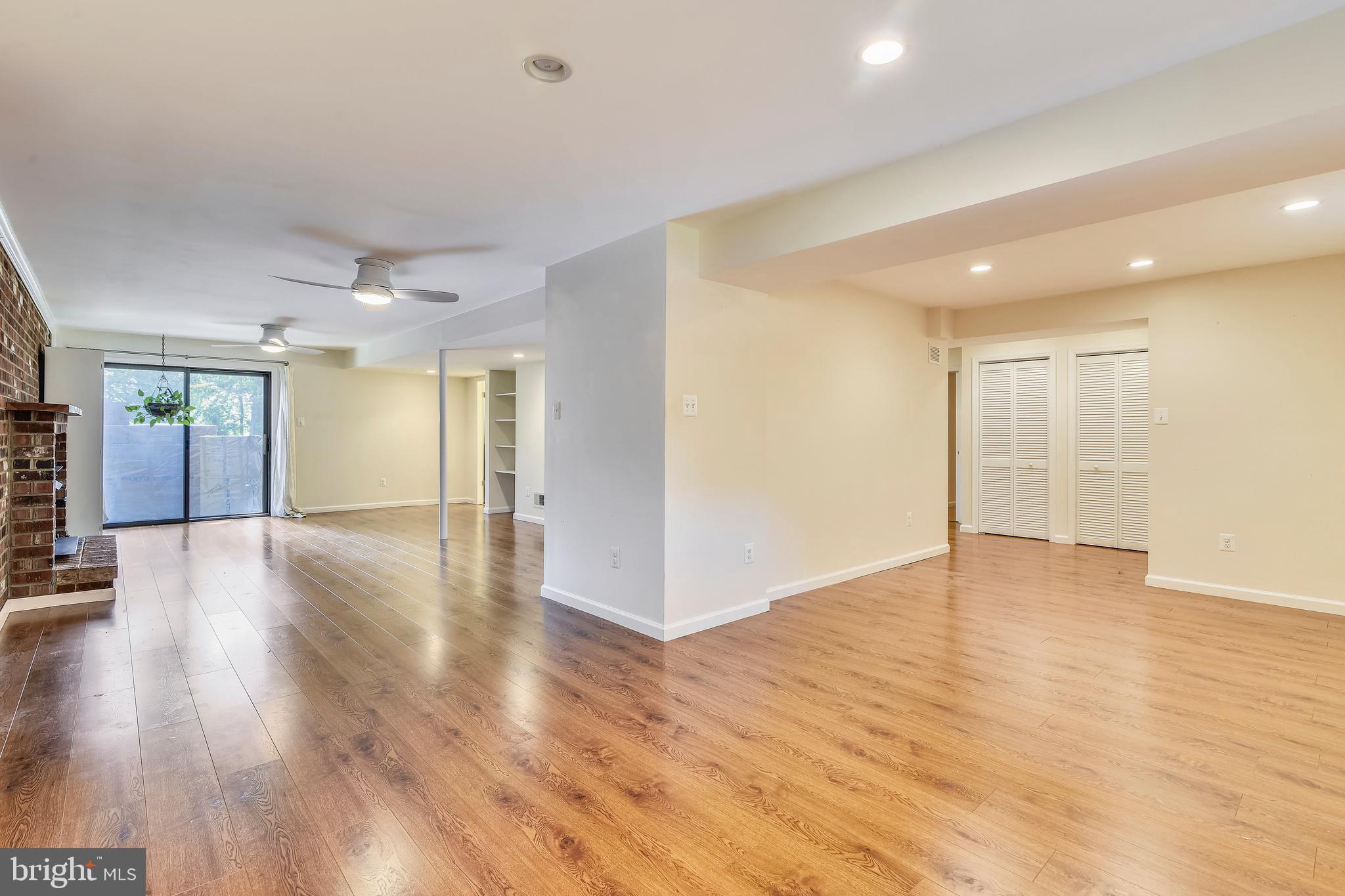 SOMERSET - Residential