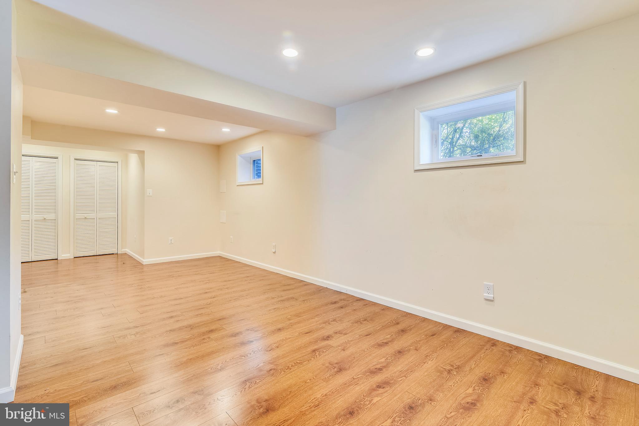 SOMERSET - Residential