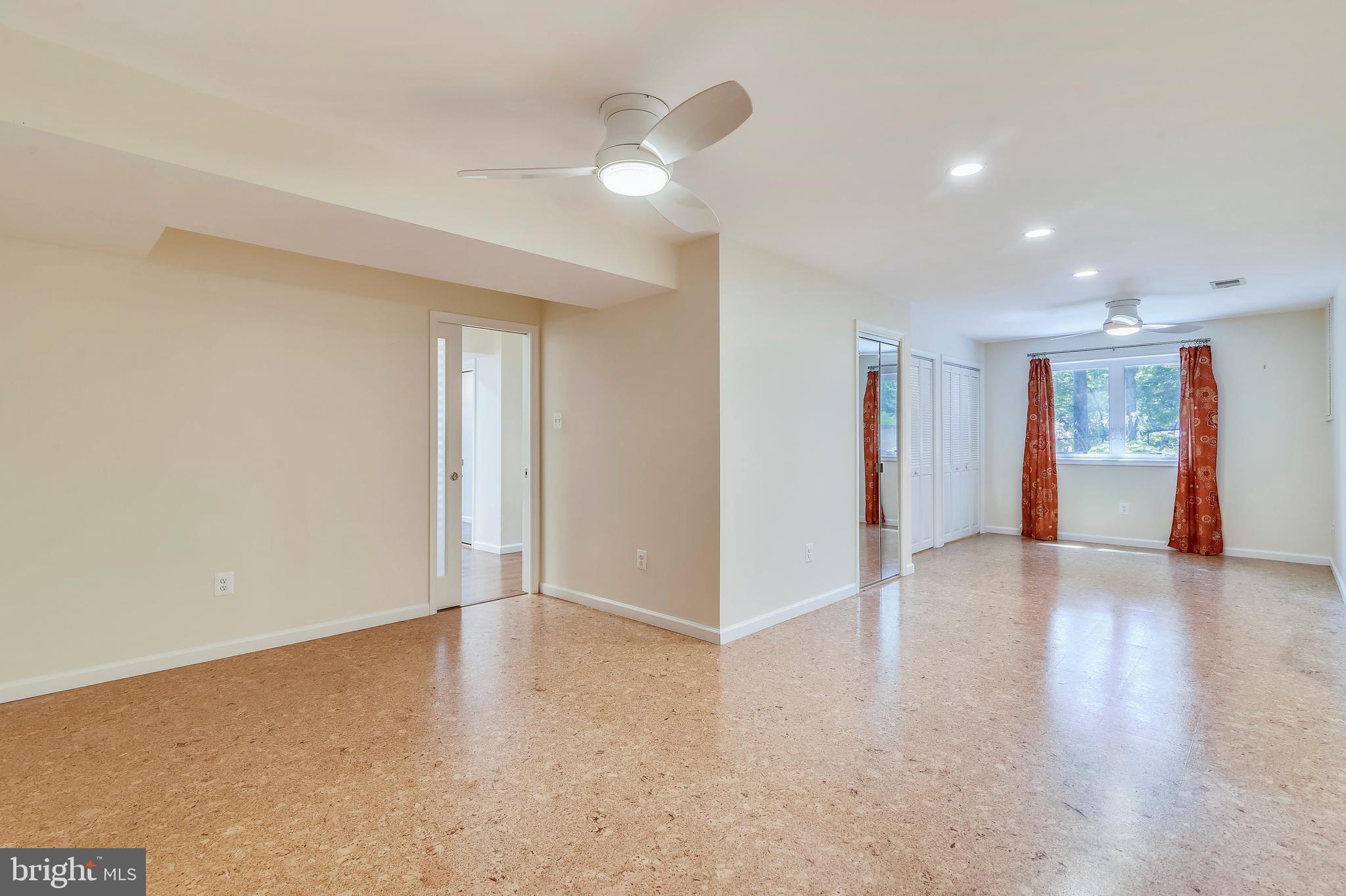 SOMERSET - Residential