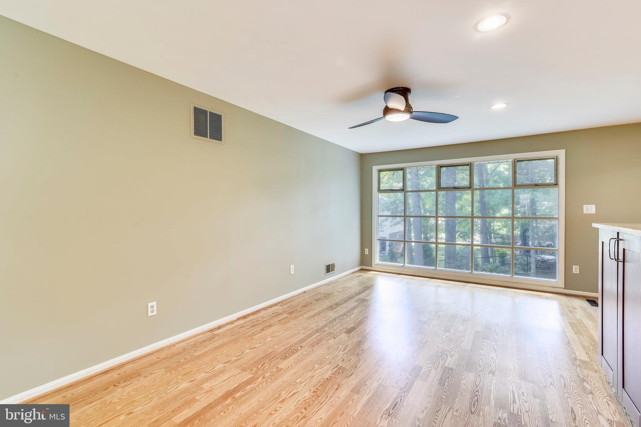 SOMERSET - Residential