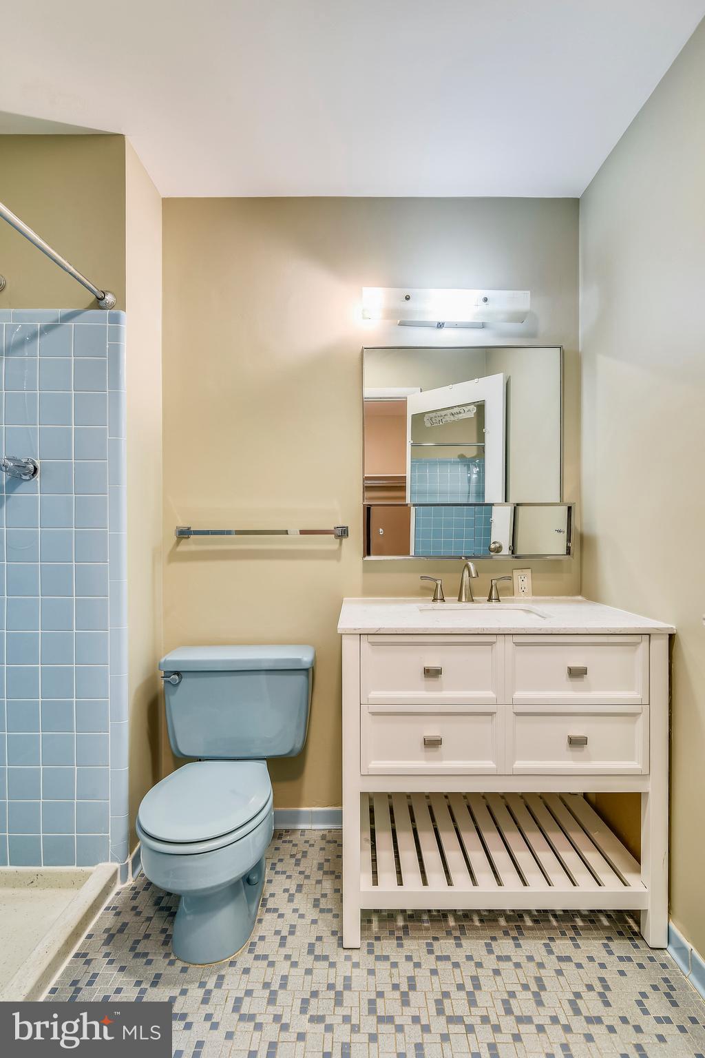 SOMERSET - Residential