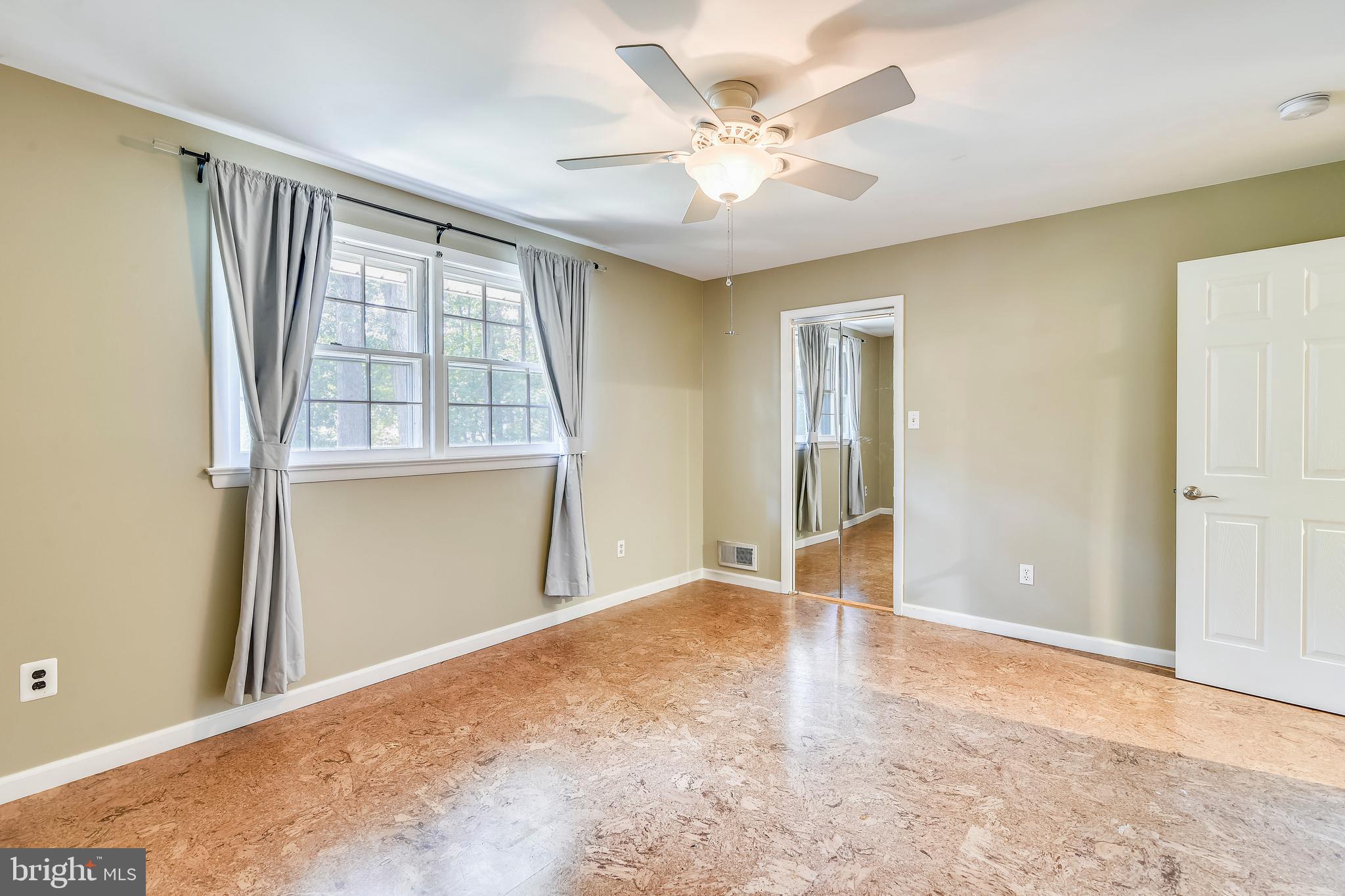 SOMERSET - Residential