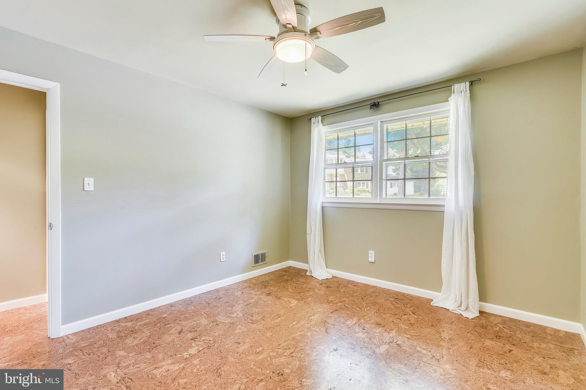 SOMERSET - Residential