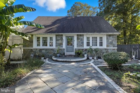 8401 YORKSHIRE LANE MANASSAS VA 20111