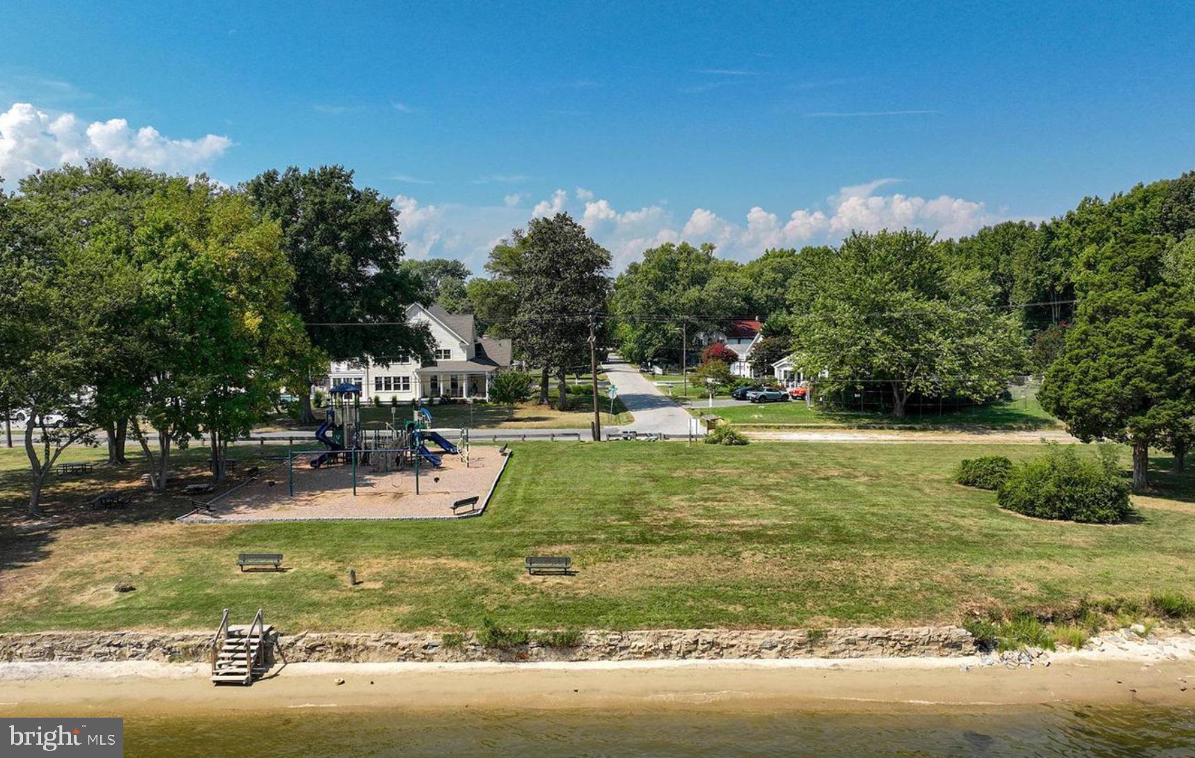 BEVERLEY BEACH - Residential