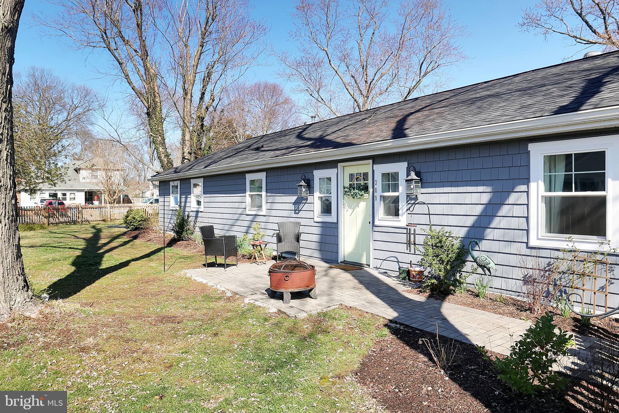 BEVERLEY BEACH - Residential