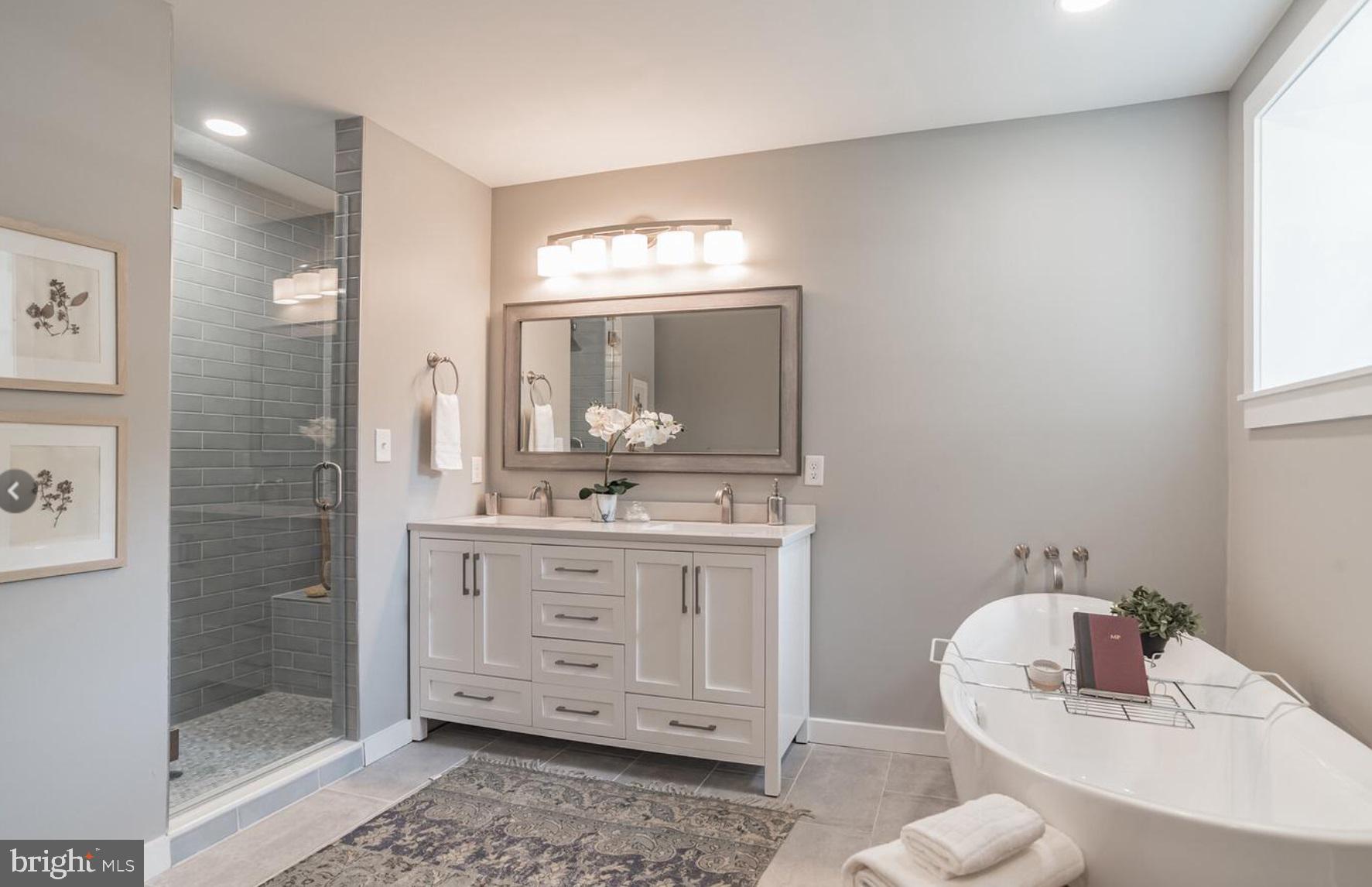 BEVERLEY BEACH - Residential