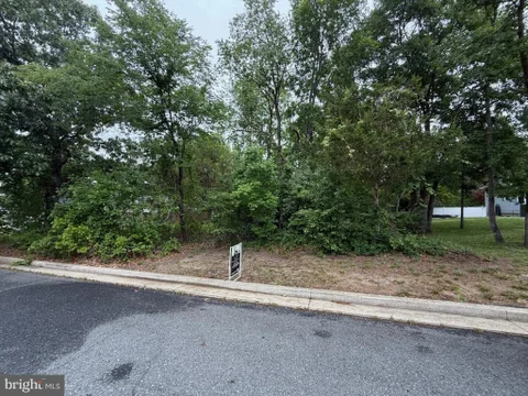 MLS: MDCM2007372