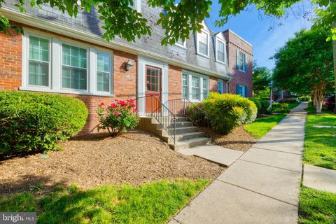 1900 KEY BOULEVARD 464 ARLINGTON VA 22201