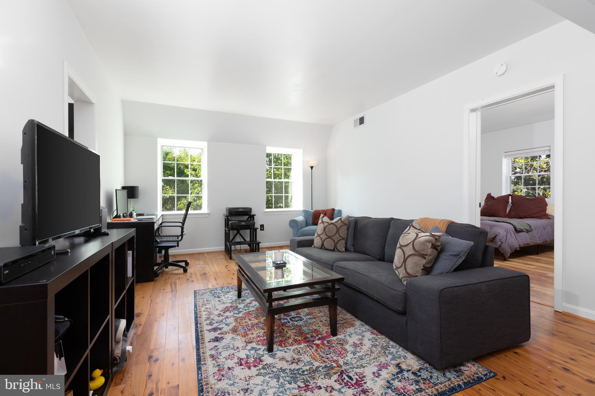 1900 KEY BOULEVARD 464