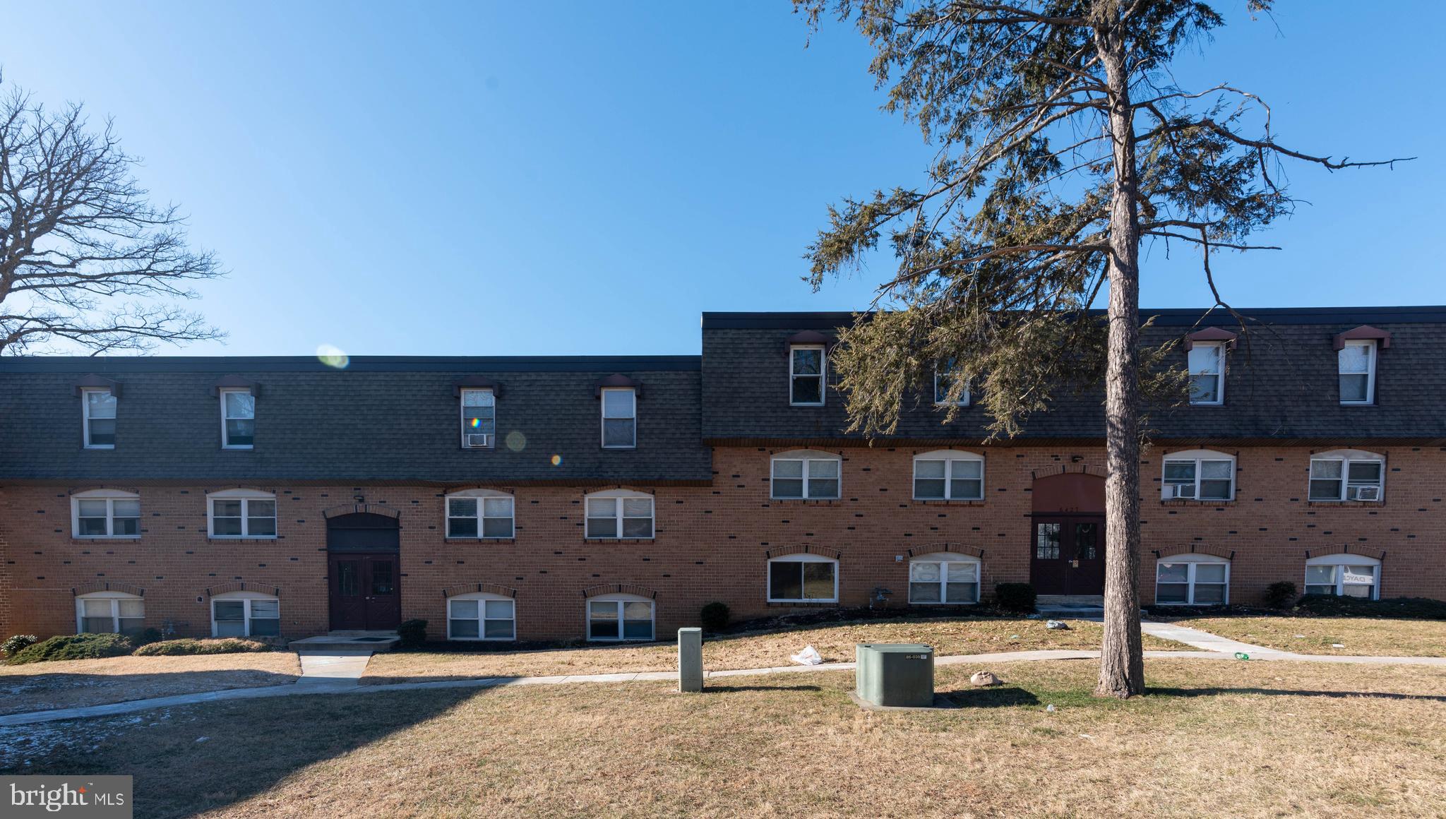 ROSEMONT EAST - Residential