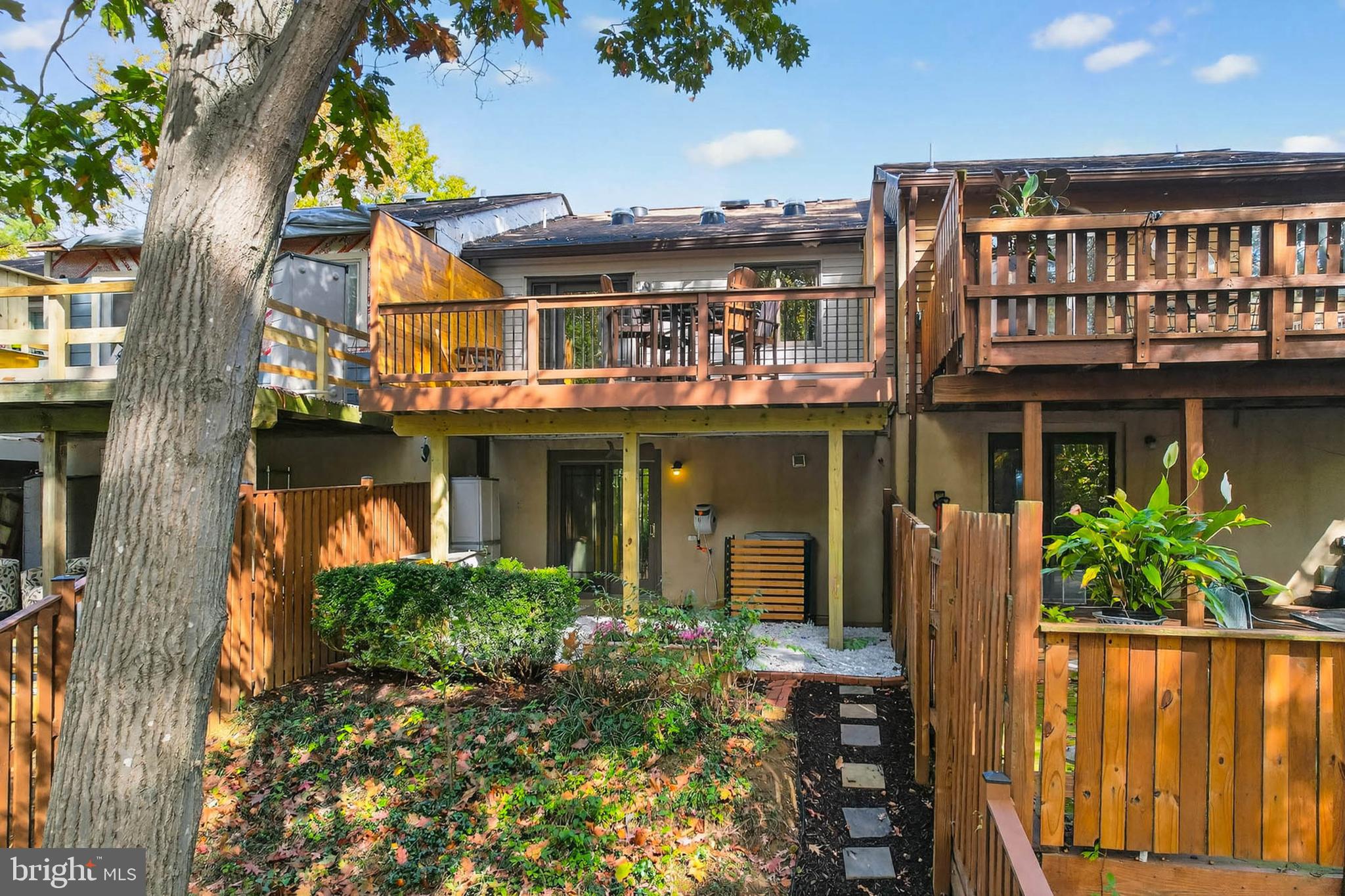 ULMSTEAD GARDENS - Residential