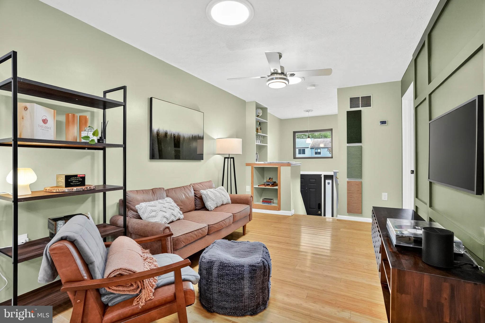 ULMSTEAD GARDENS - Residential