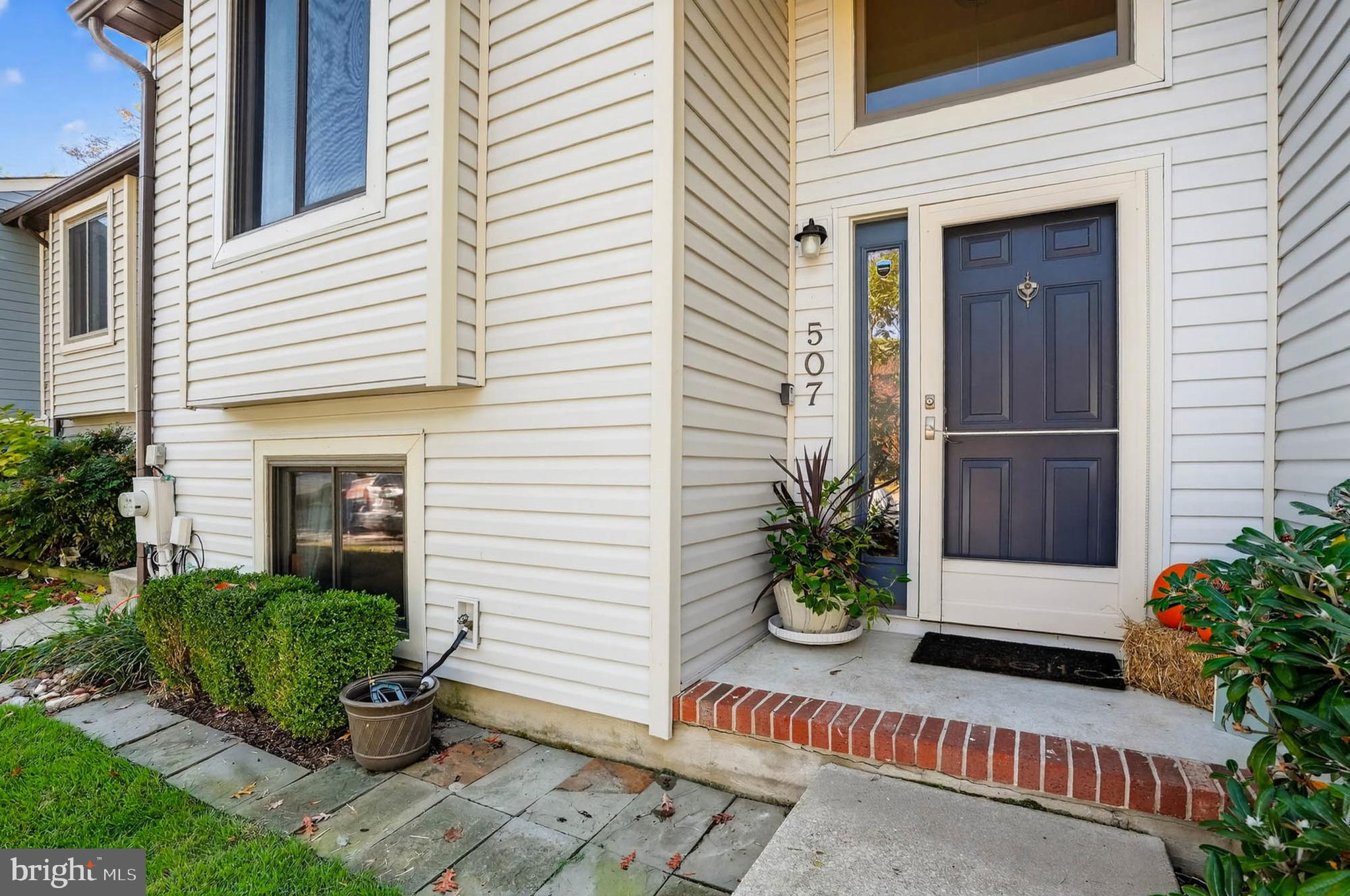 ULMSTEAD GARDENS - Residential