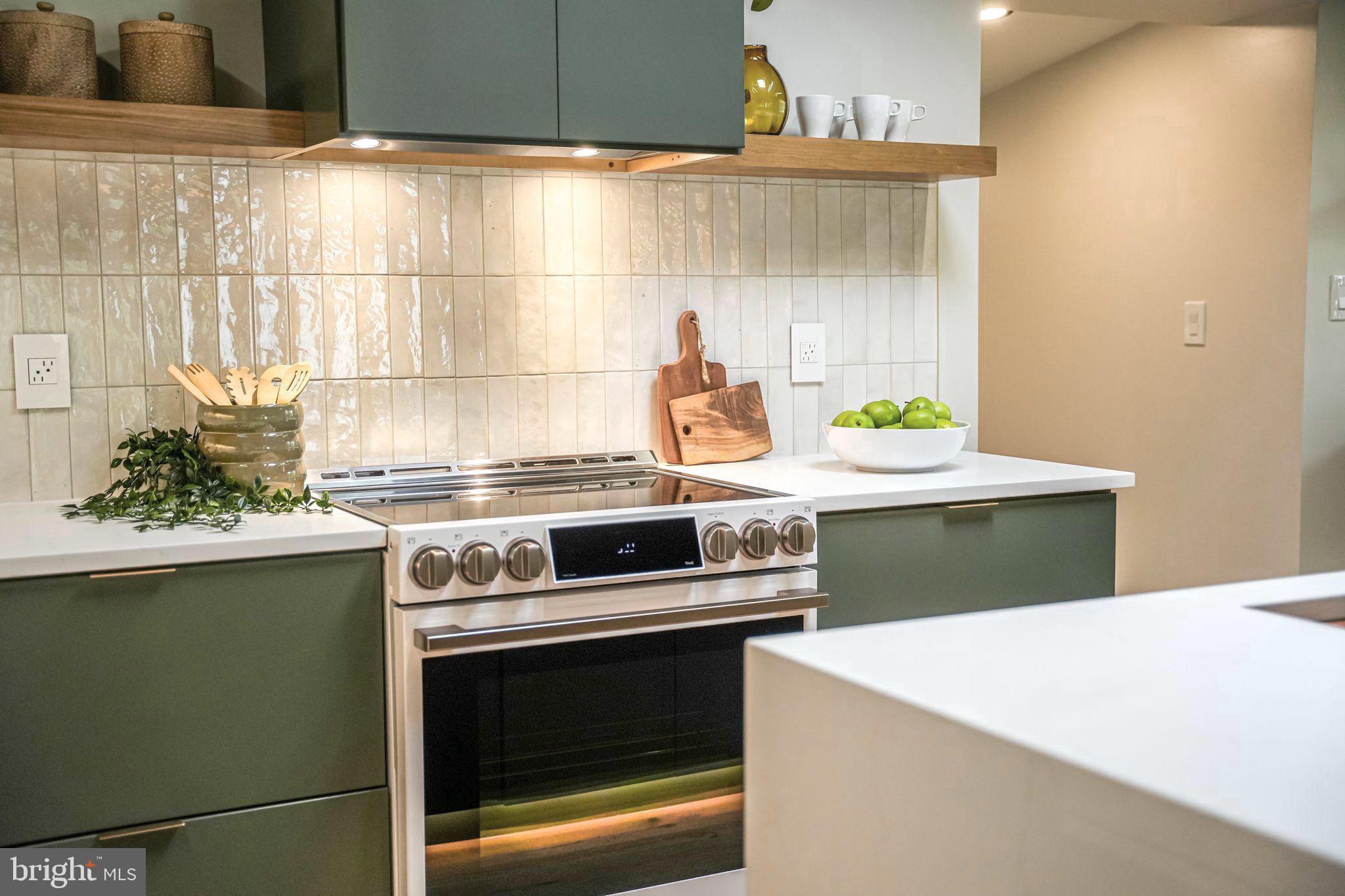 HOLMES RUN ACRES - Residential