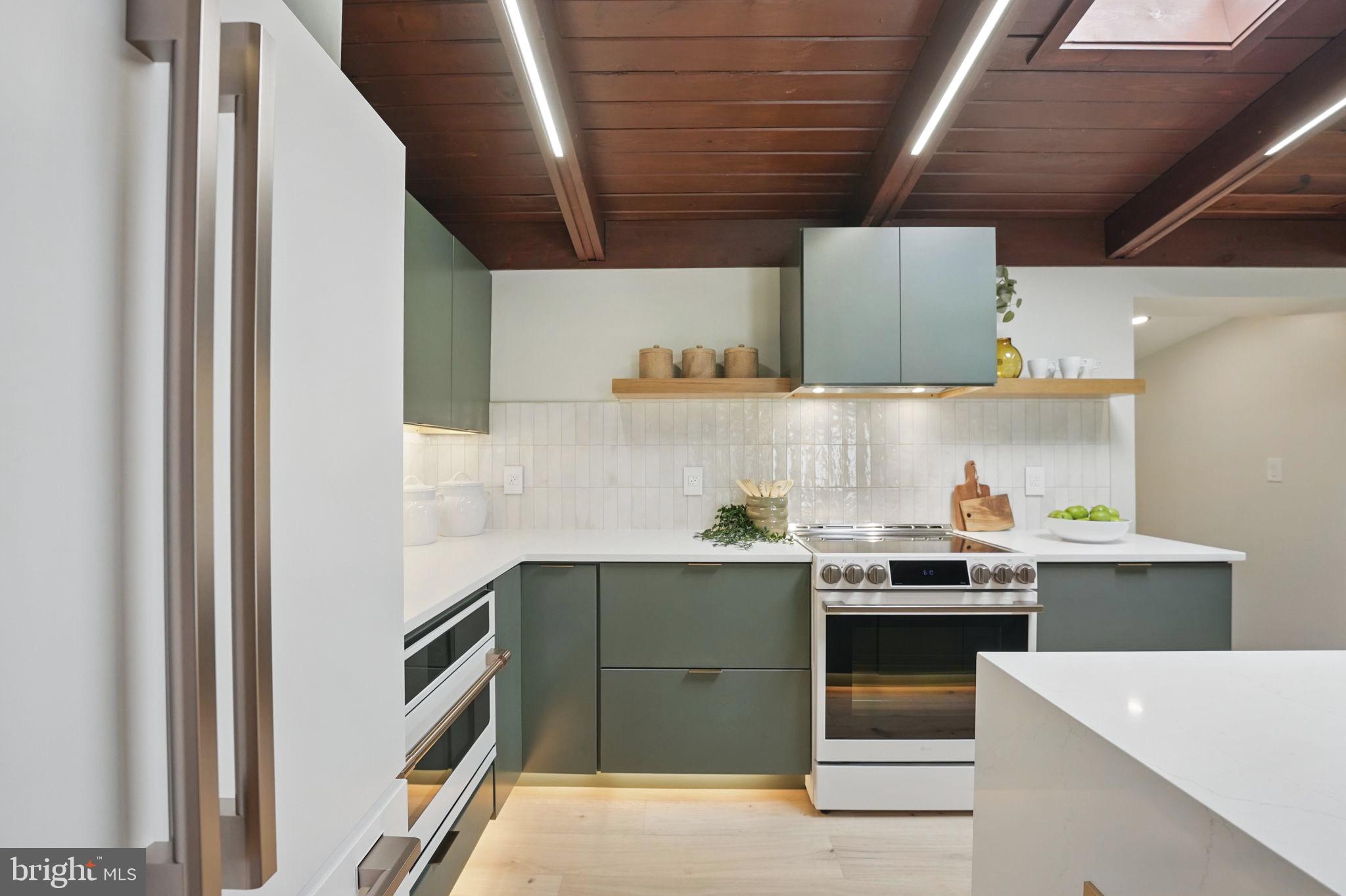 HOLMES RUN ACRES - Residential