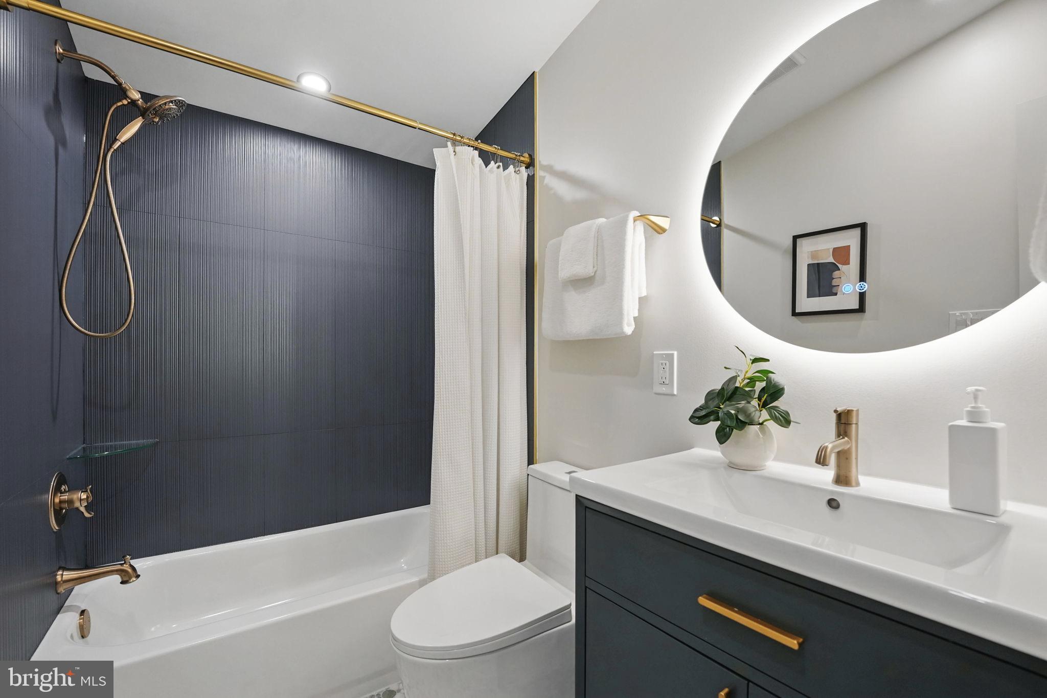 HOLMES RUN ACRES - Residential