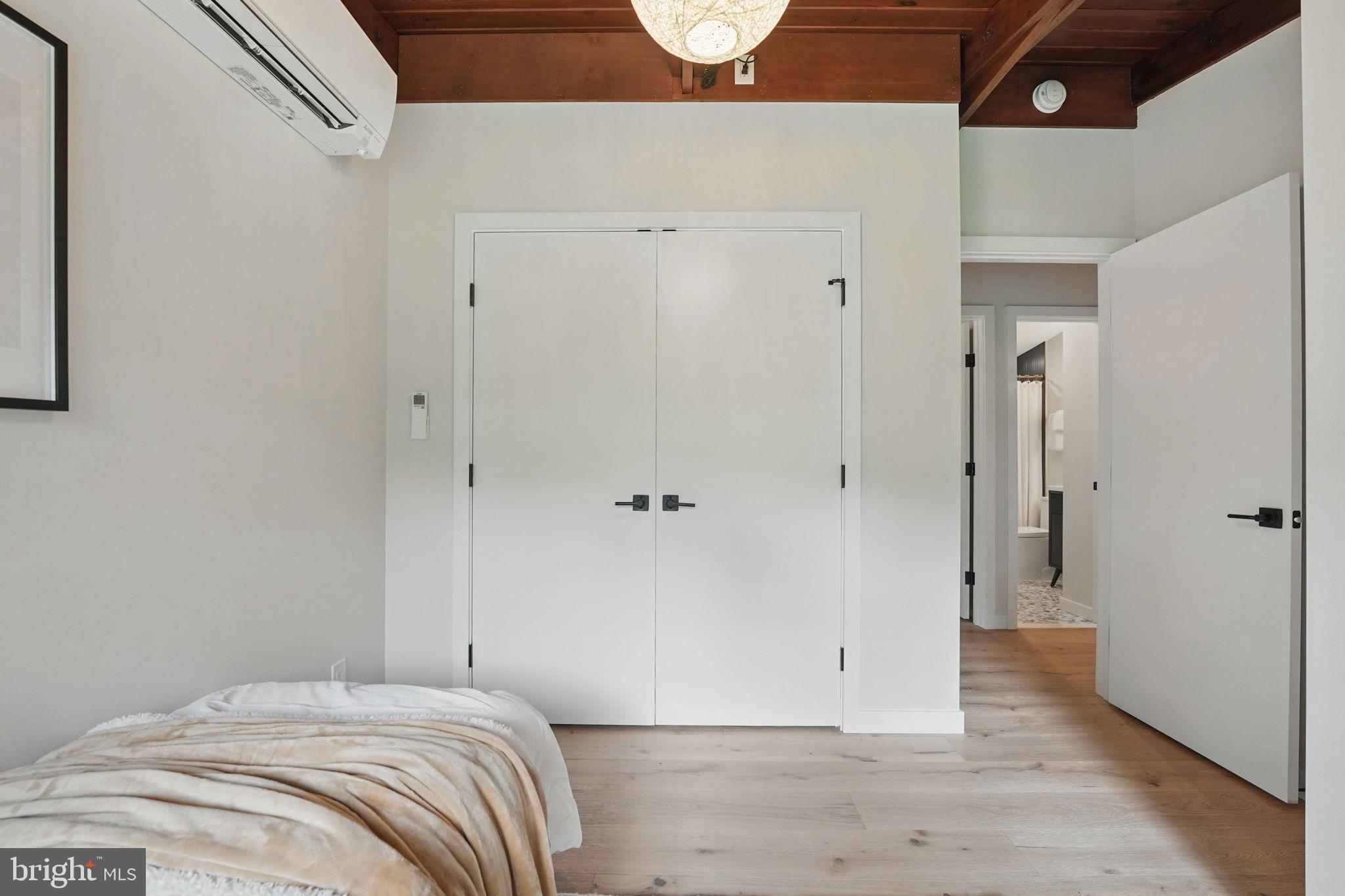 HOLMES RUN ACRES - Residential