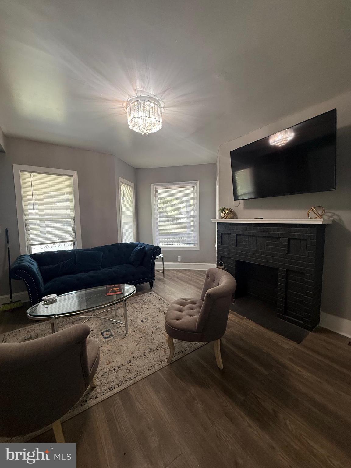 WEST ARLINGTON - Residential Lease