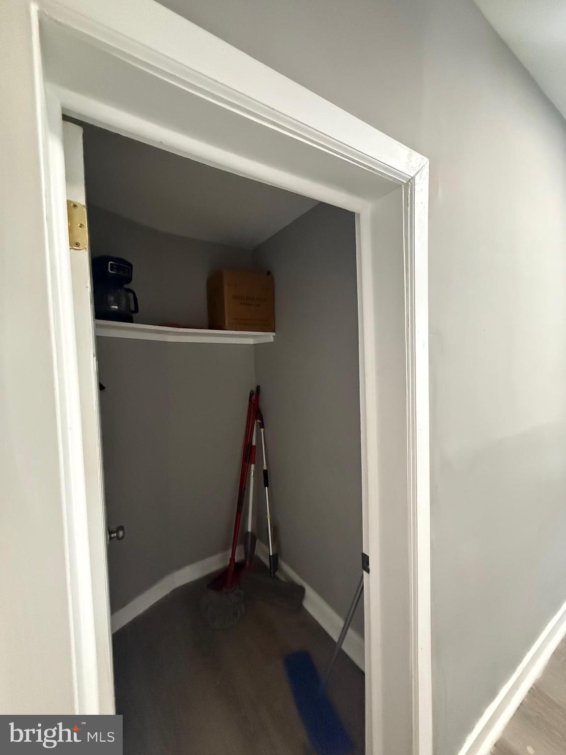 WEST ARLINGTON - Residential Lease