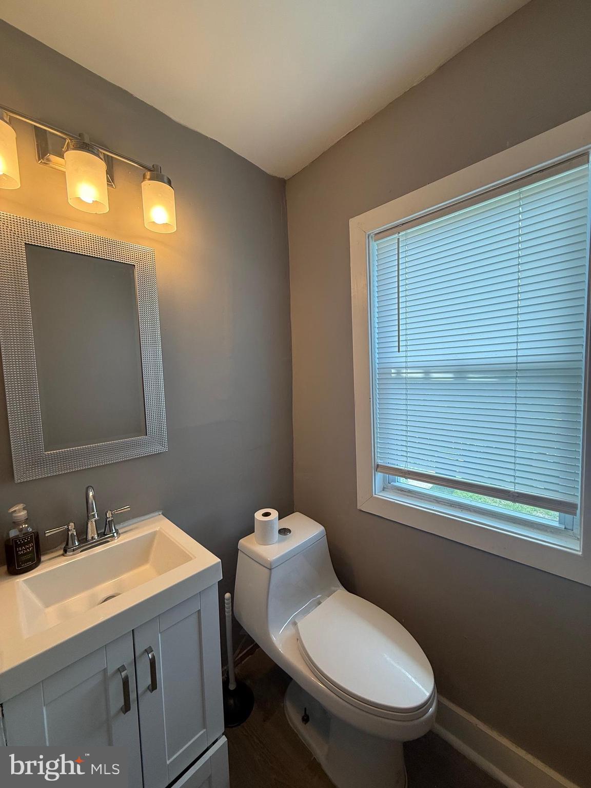 WEST ARLINGTON - Residential Lease