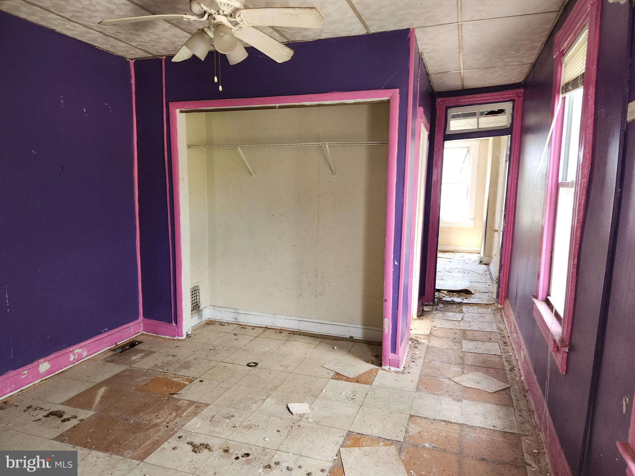 BROADWAY EAST - Residential