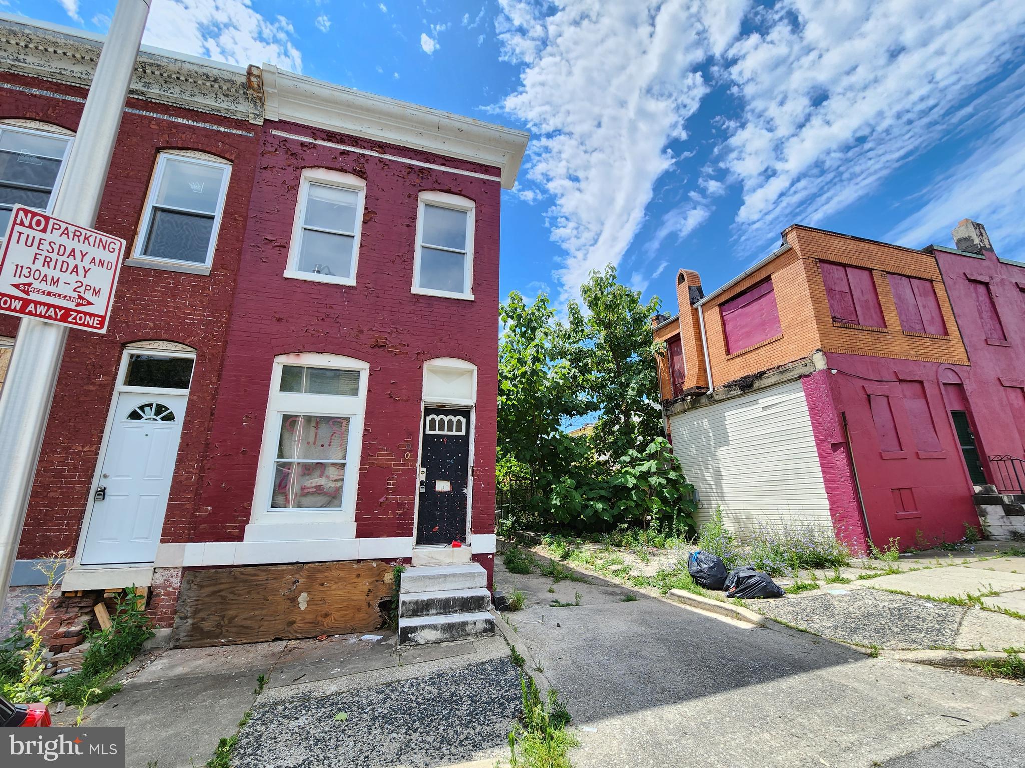 BROADWAY EAST - Residential