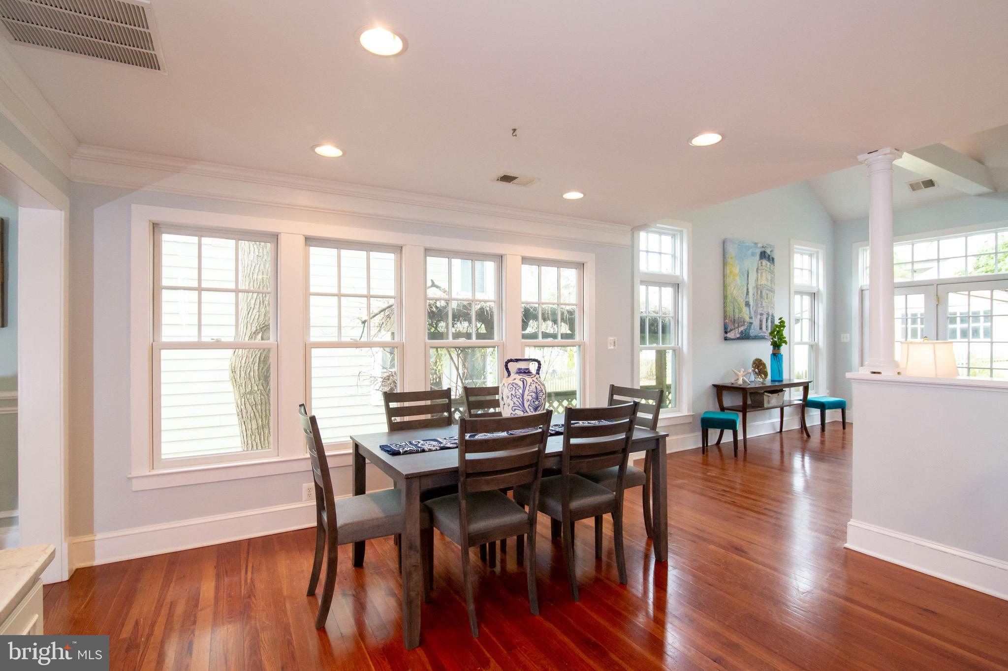 MURRAY HILL - Residential