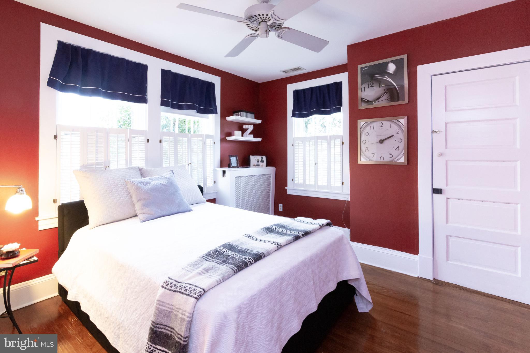 MURRAY HILL - Residential