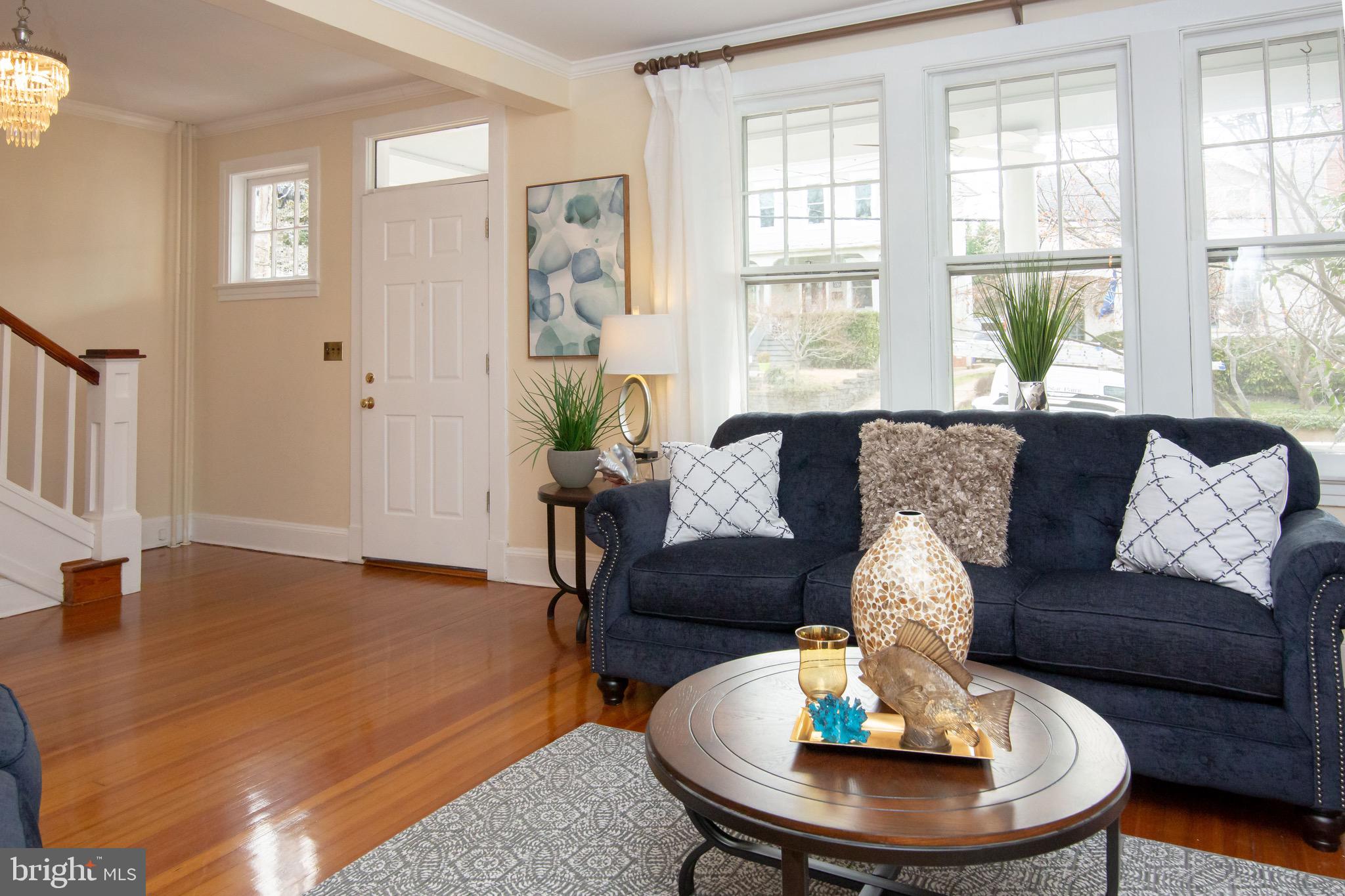 MURRAY HILL - Residential