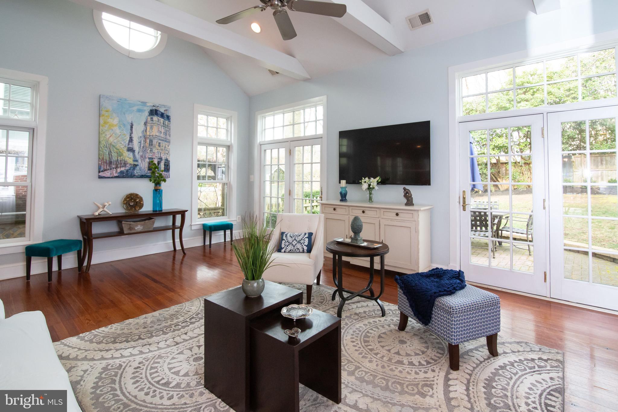 MURRAY HILL - Residential