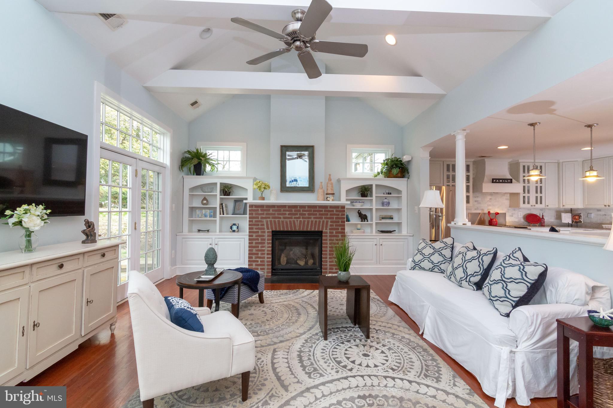 MURRAY HILL - Residential