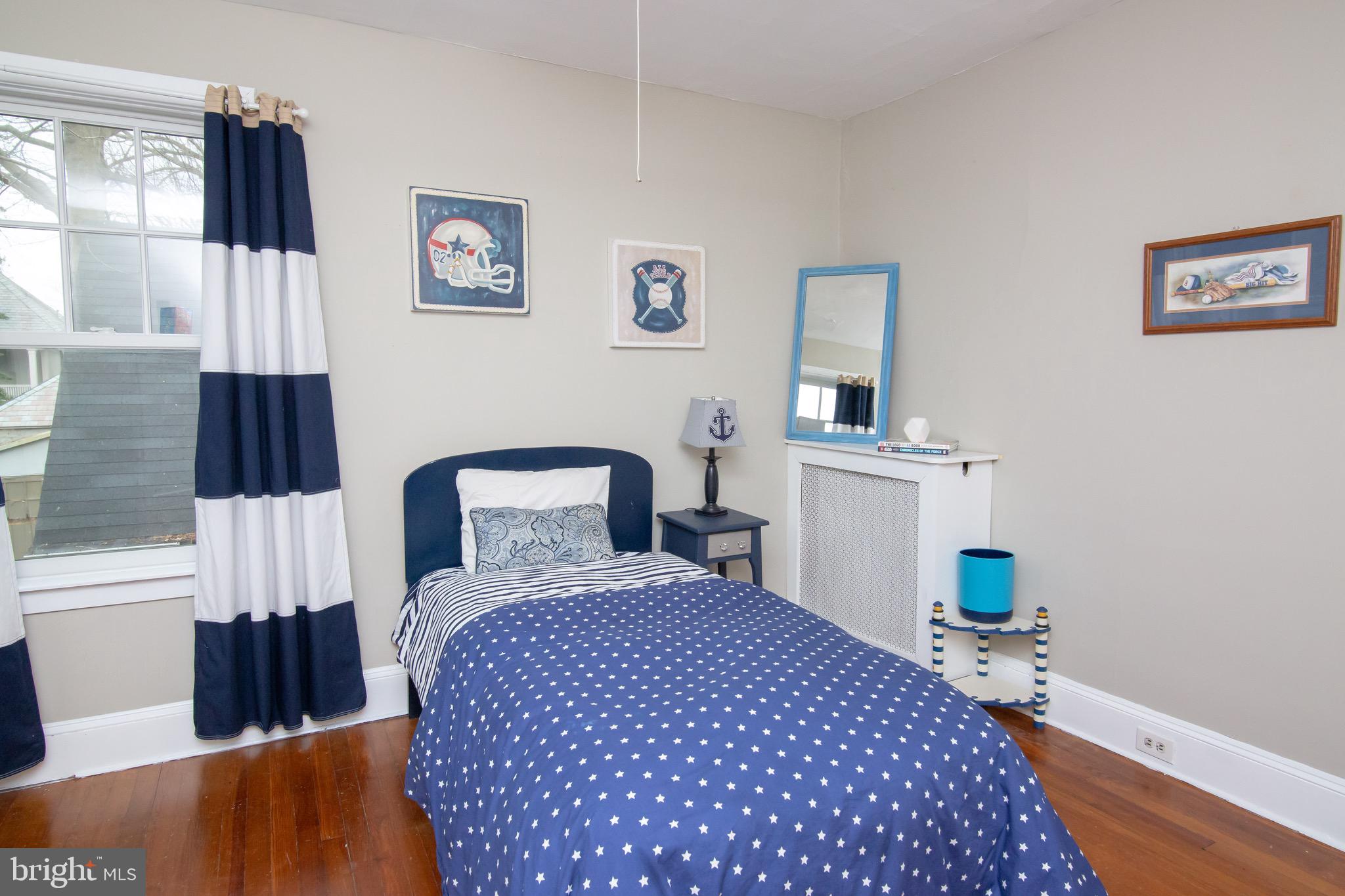 MURRAY HILL - Residential