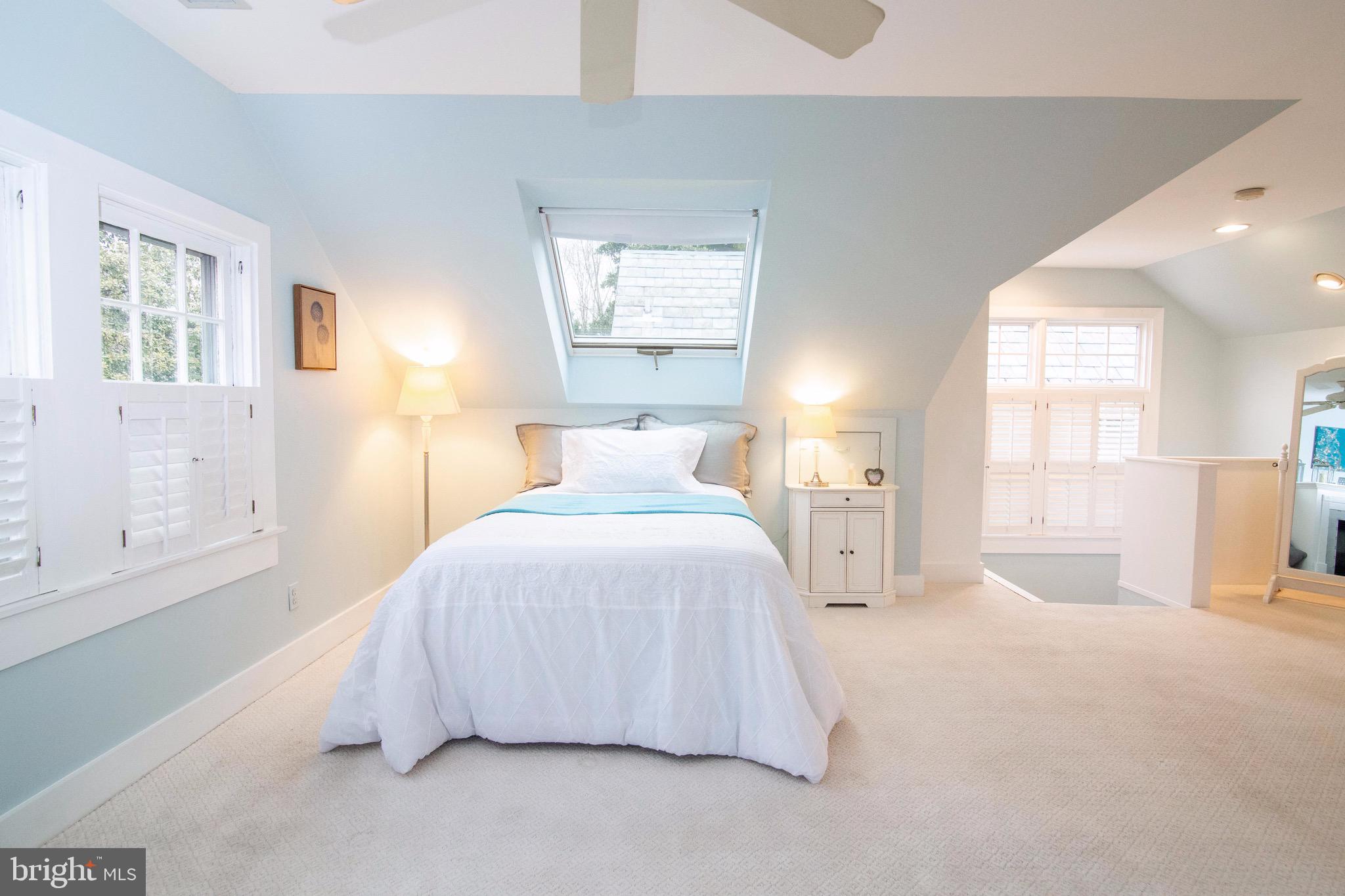 MURRAY HILL - Residential