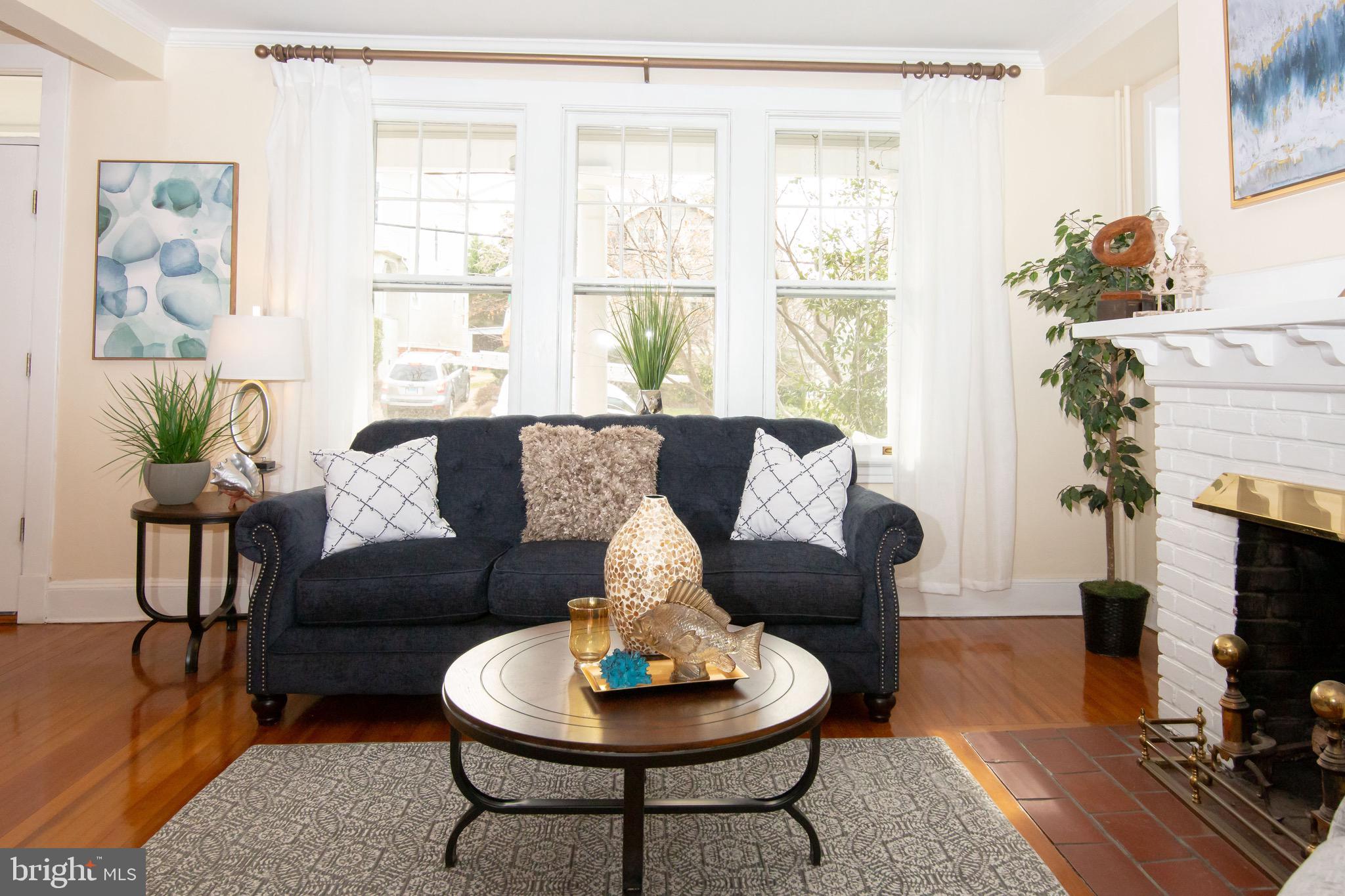 MURRAY HILL - Residential