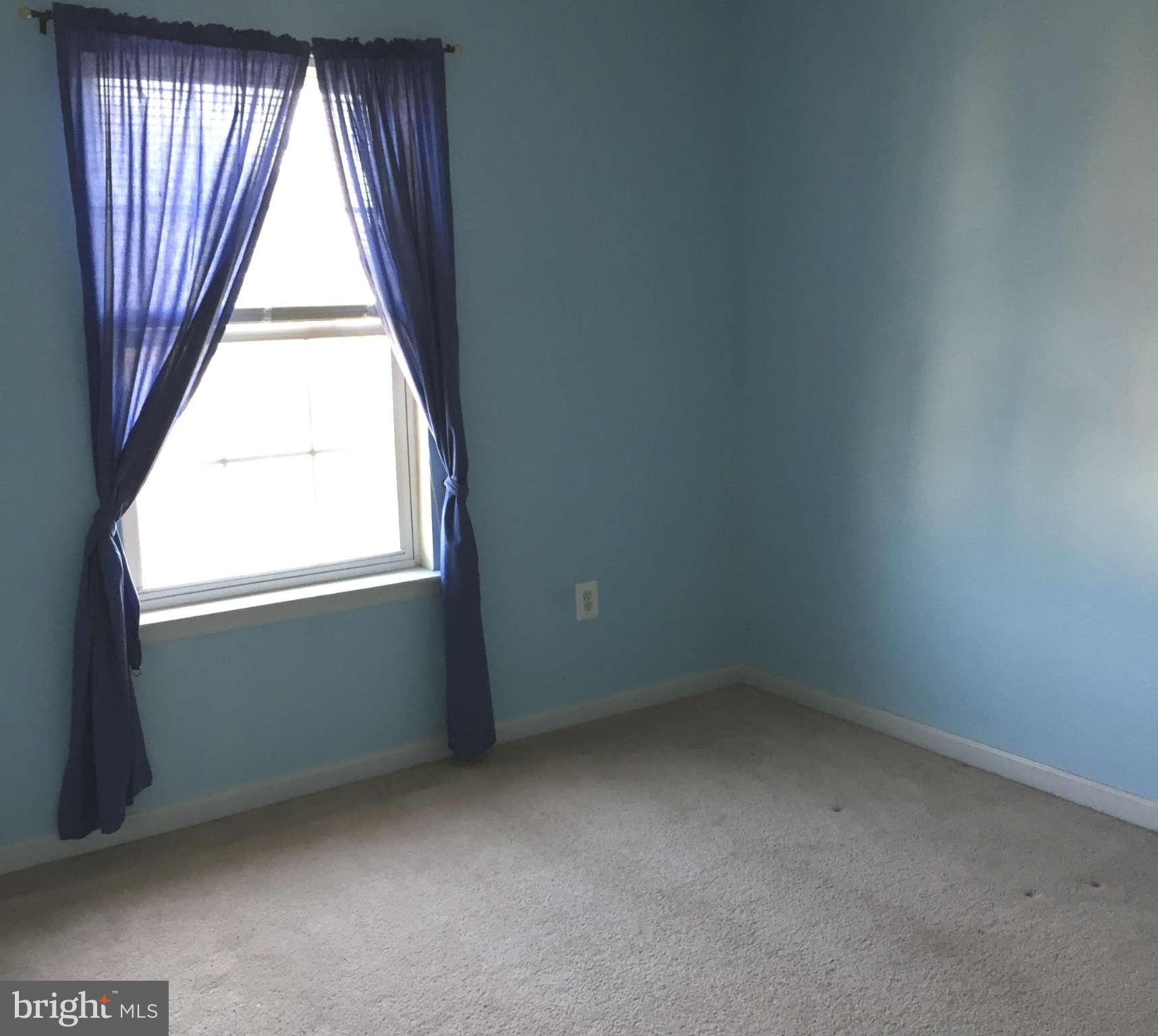 CROFTON VALLEY - Residential Lease