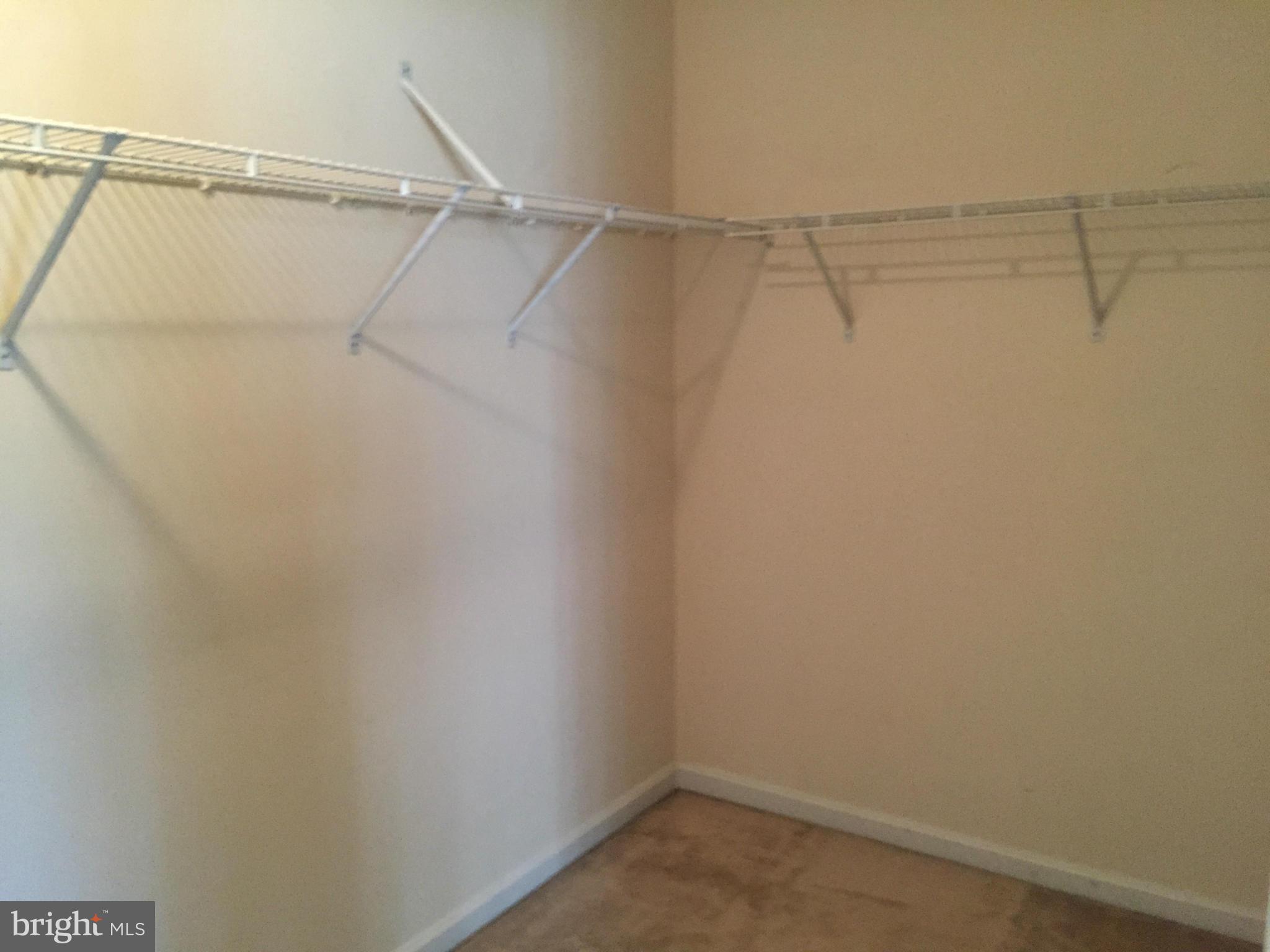 CROFTON VALLEY - Residential Lease