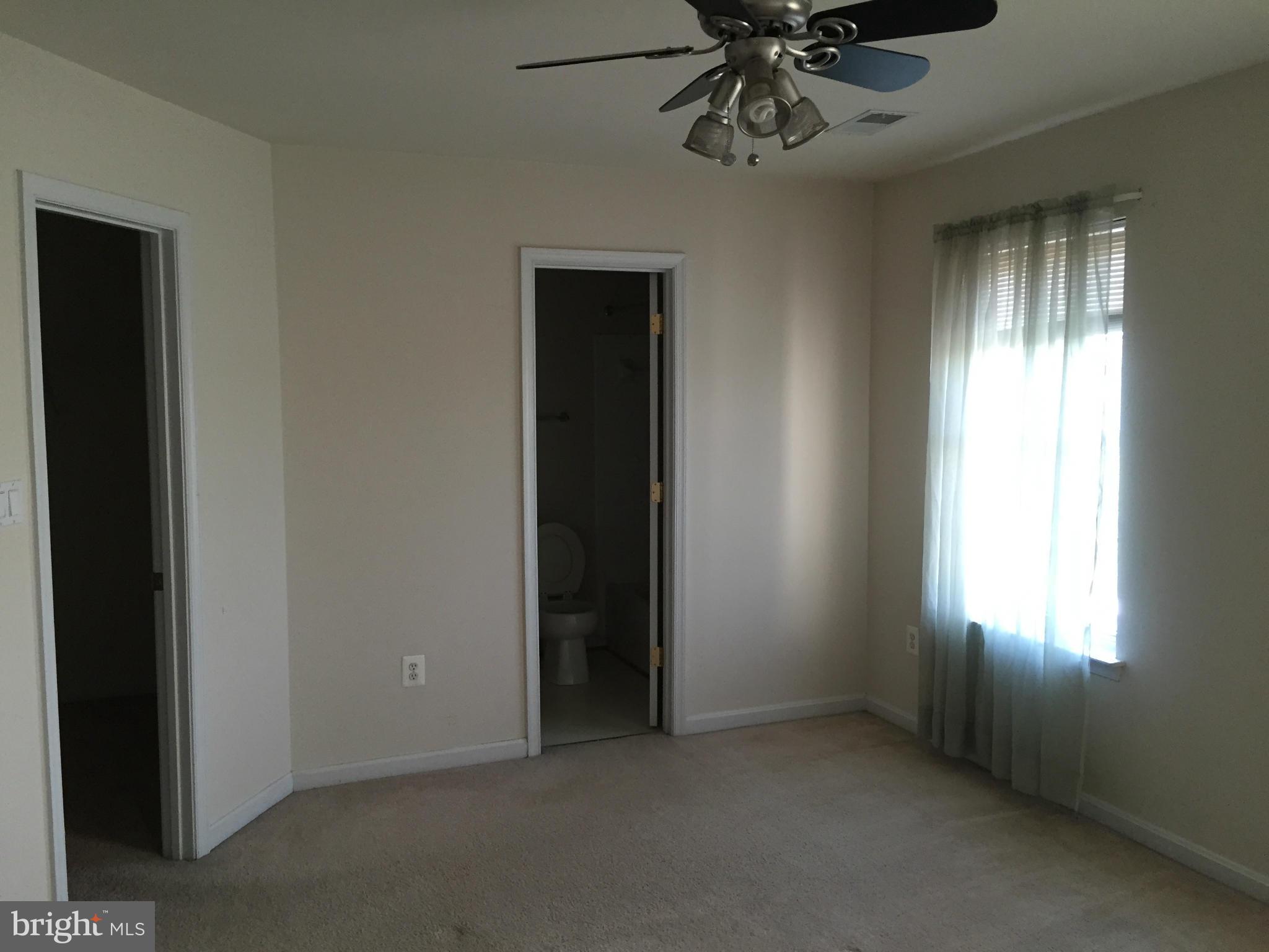 CROFTON VALLEY - Residential Lease