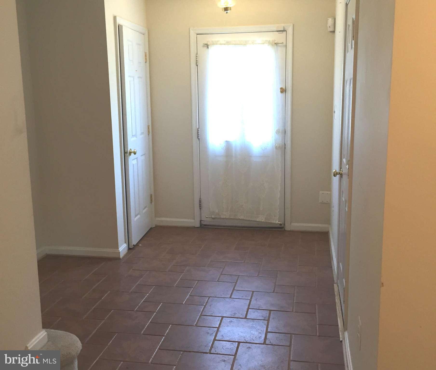 CROFTON VALLEY - Residential Lease