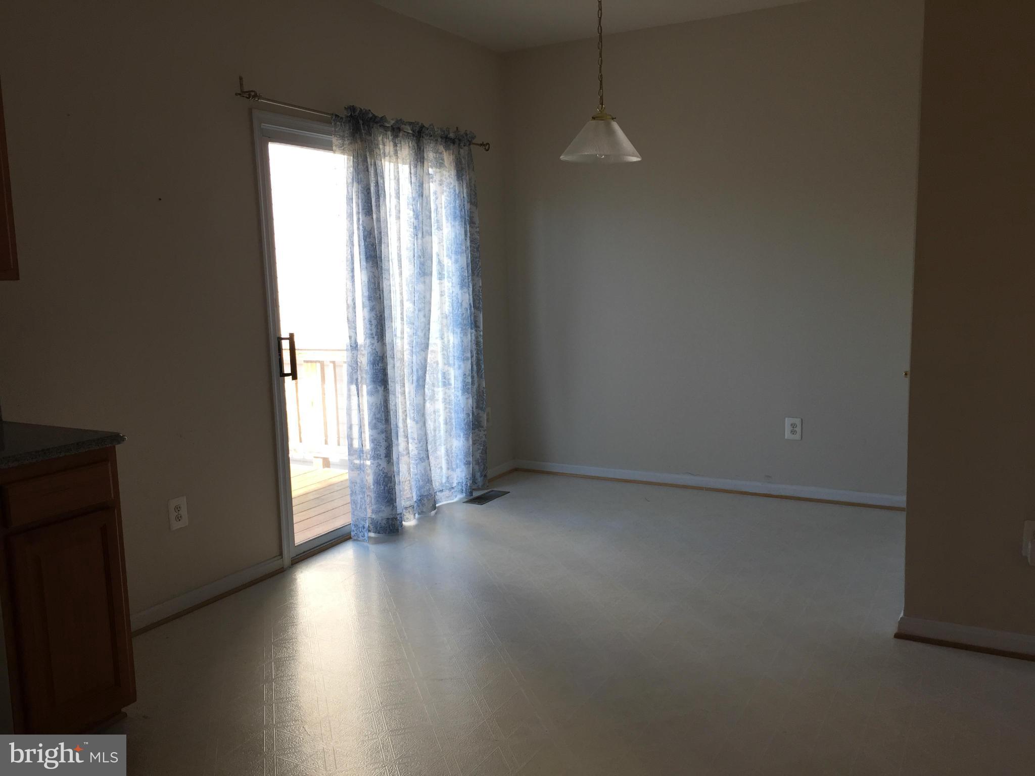 CROFTON VALLEY - Residential Lease