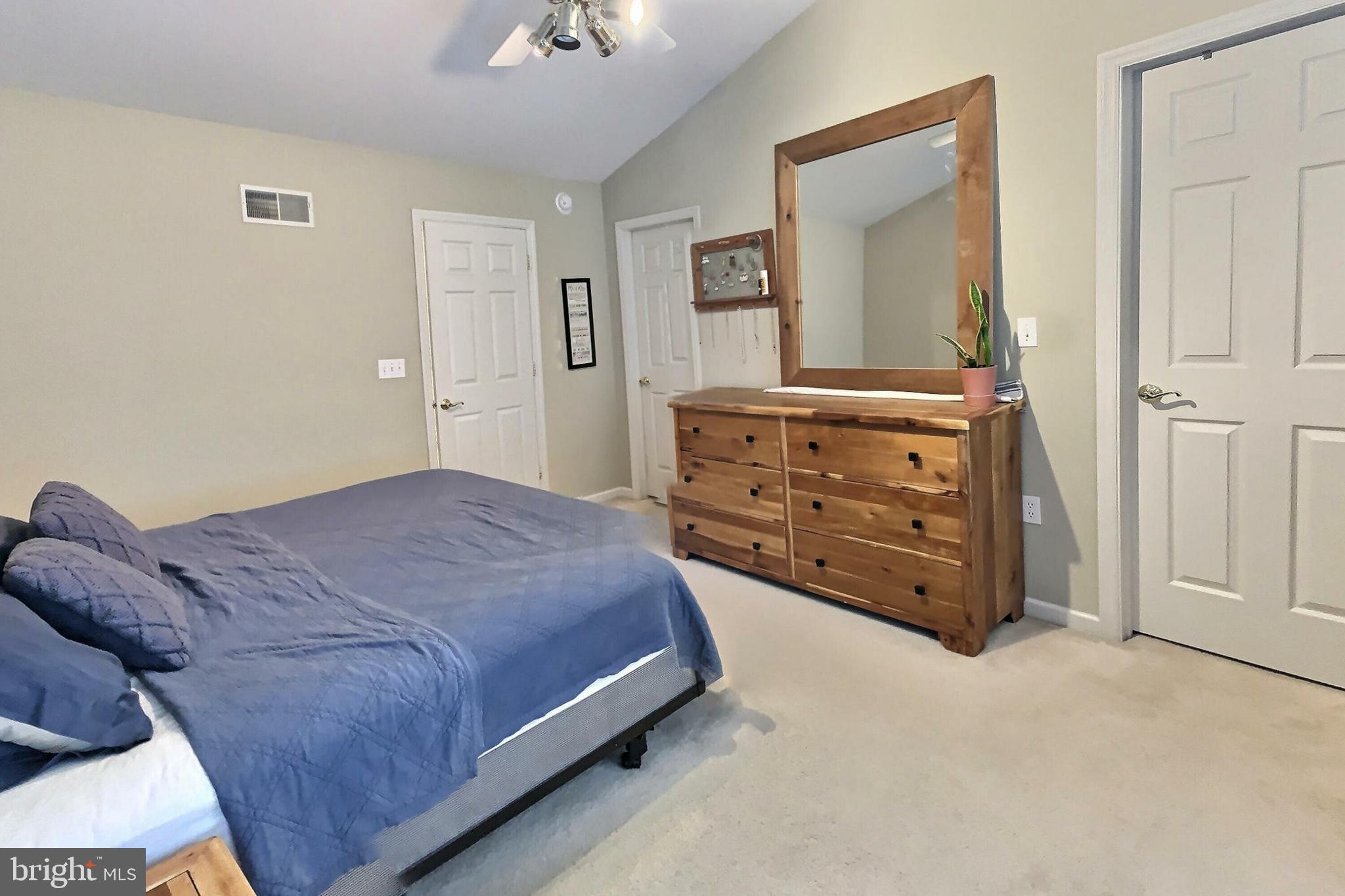 BRADFORD RUN - Residential