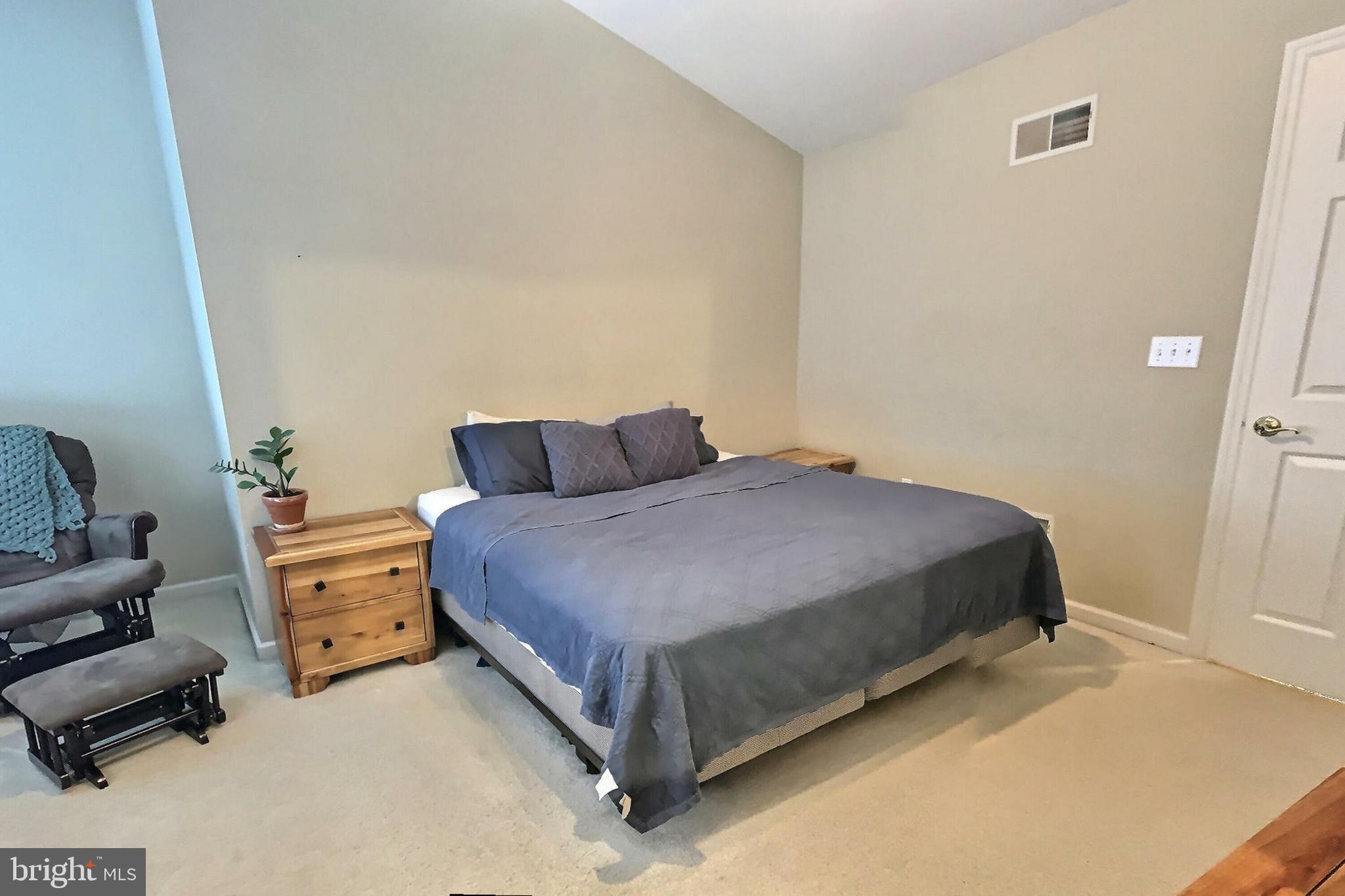 BRADFORD RUN - Residential